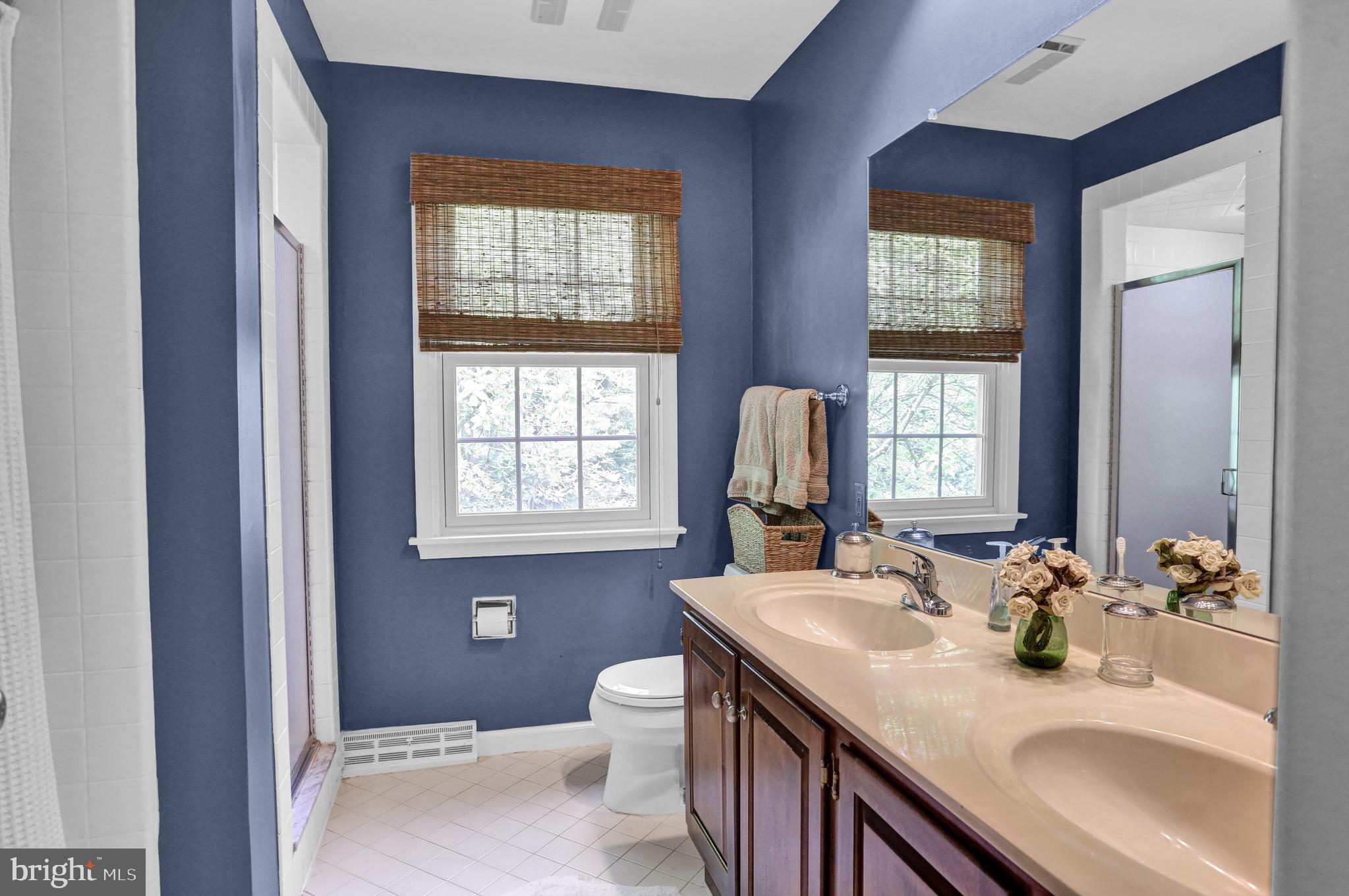 BIRDLAND - Residential