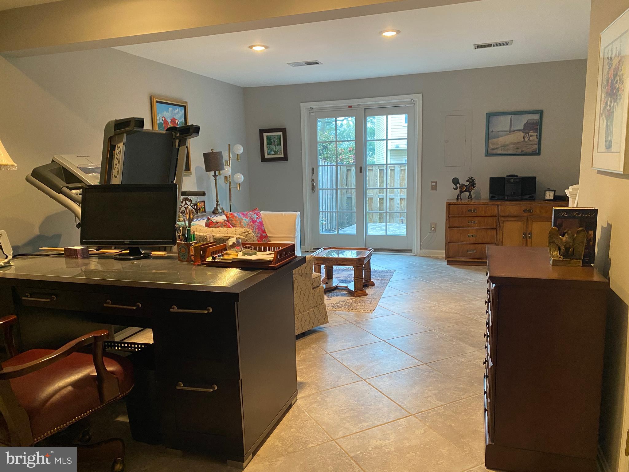 PINECREST - Residential