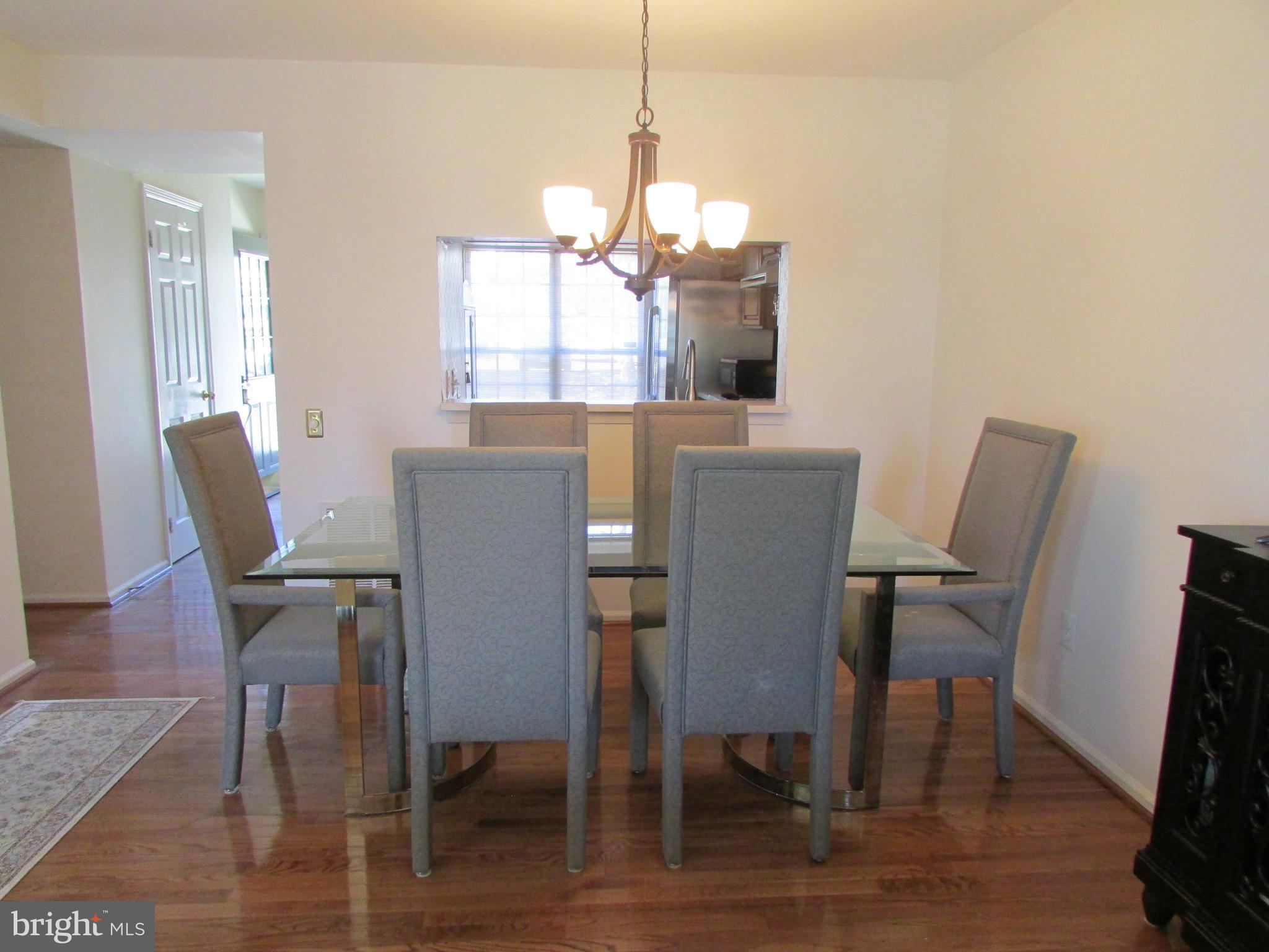 PINECREST - Residential