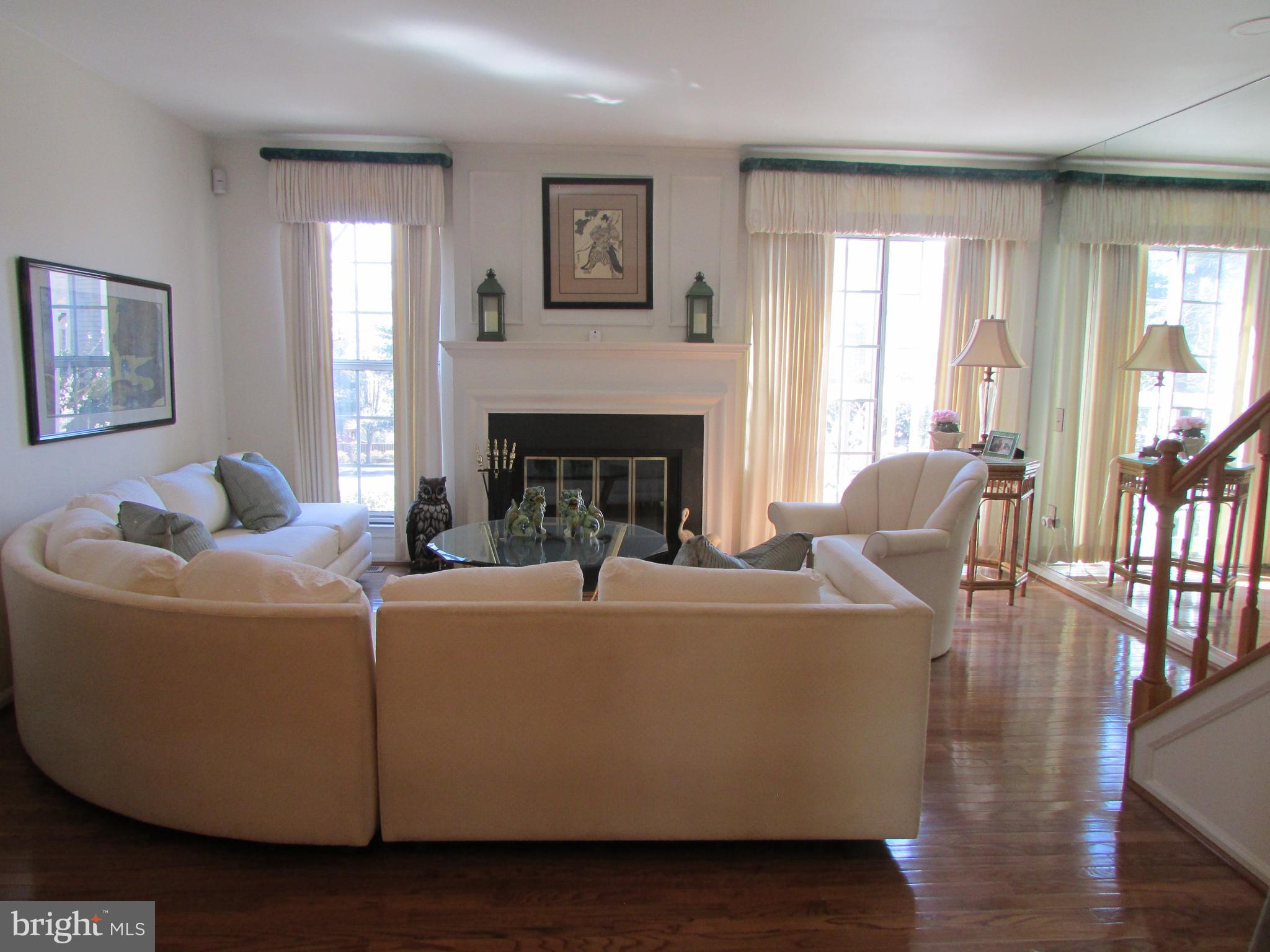 PINECREST - Residential