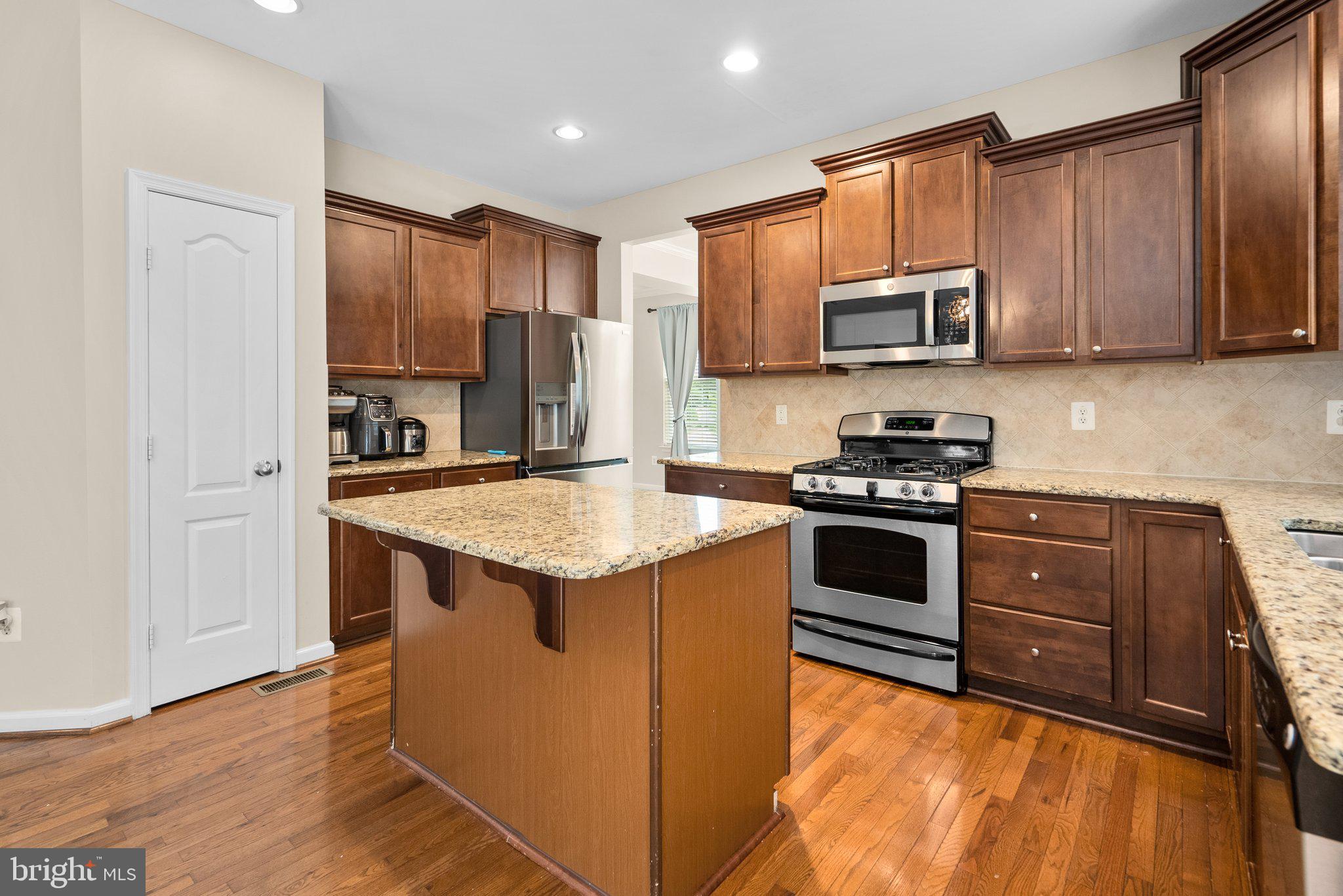 SUMMERWOOD-PLAT EIGHT> - Residential