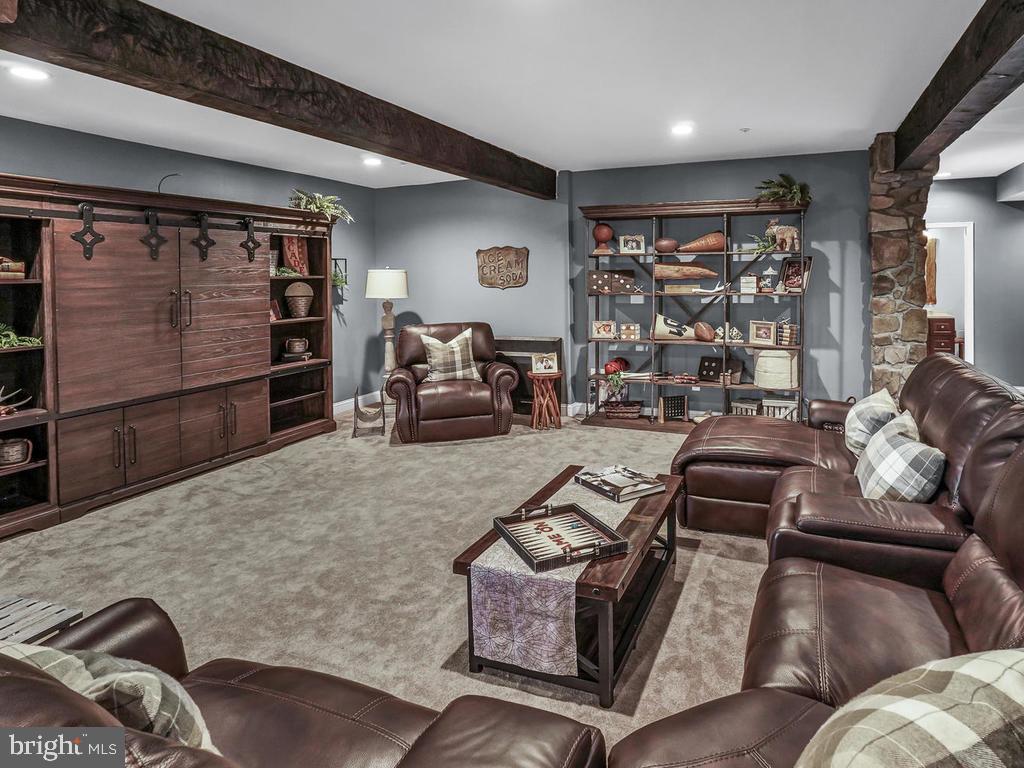 PRESERVE AT WINDSOR KNOLLS - Residential