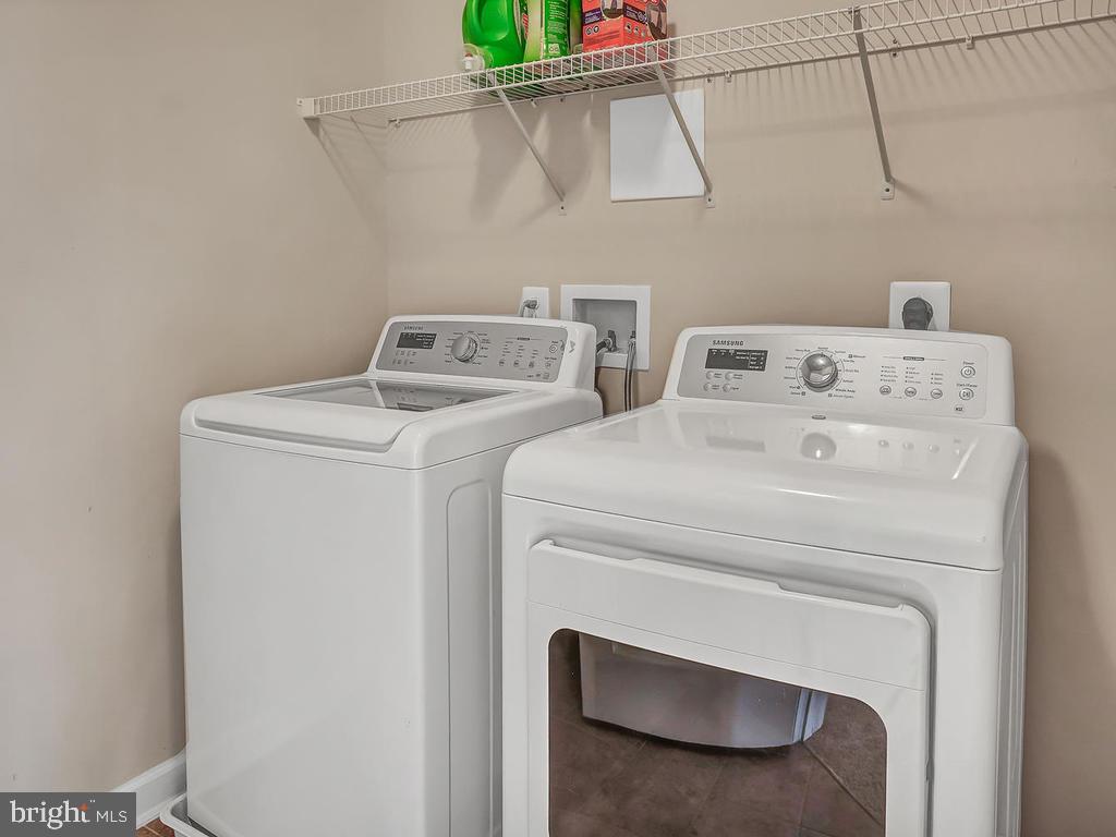 PRESERVE AT WINDSOR KNOLLS - Residential