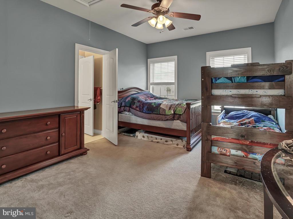 PRESERVE AT WINDSOR KNOLLS - Residential