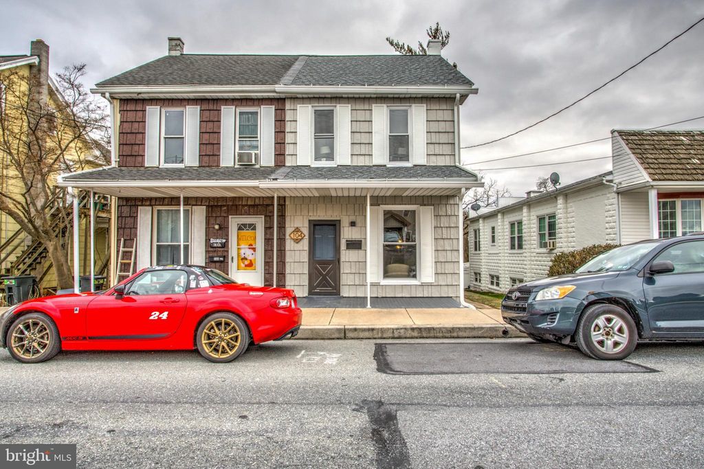 Photo of 104 E Washington Street, Elizabethtown, PA 17022 (MLS # PALA2046272)