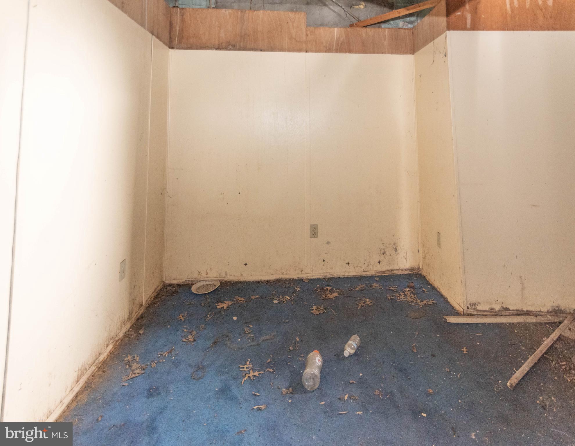 2605 BAKER STREET