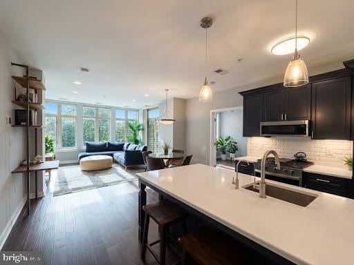 4025 CONNECTICUT AVE NW APT 301, WASHINGTON, DC 20008 - Image 159c8a2a9473544b3f0c8a76f985e888/132252710