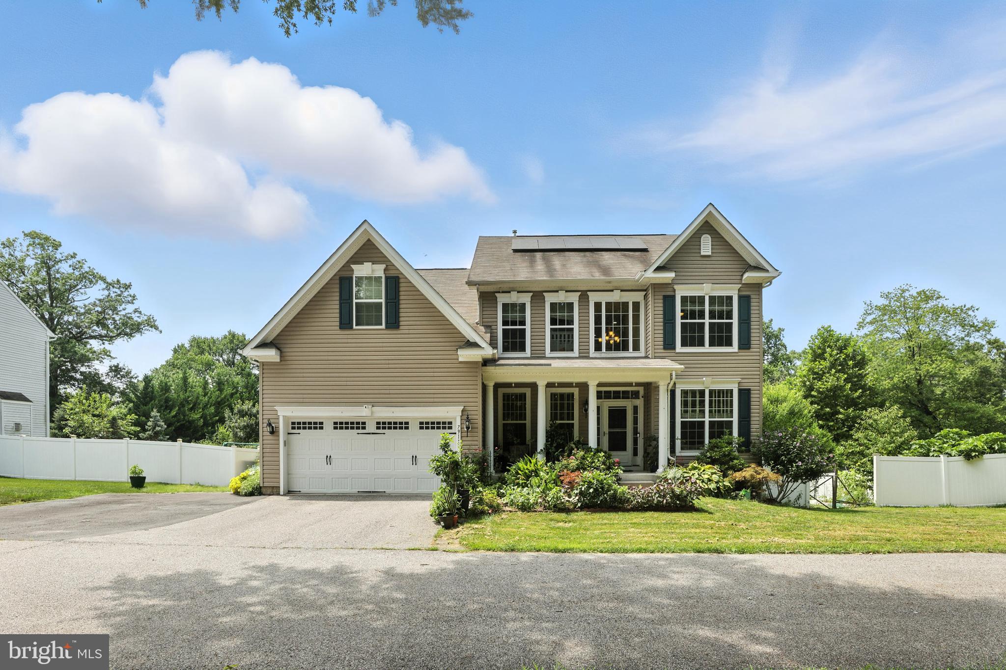 7911 BURKARD LANE