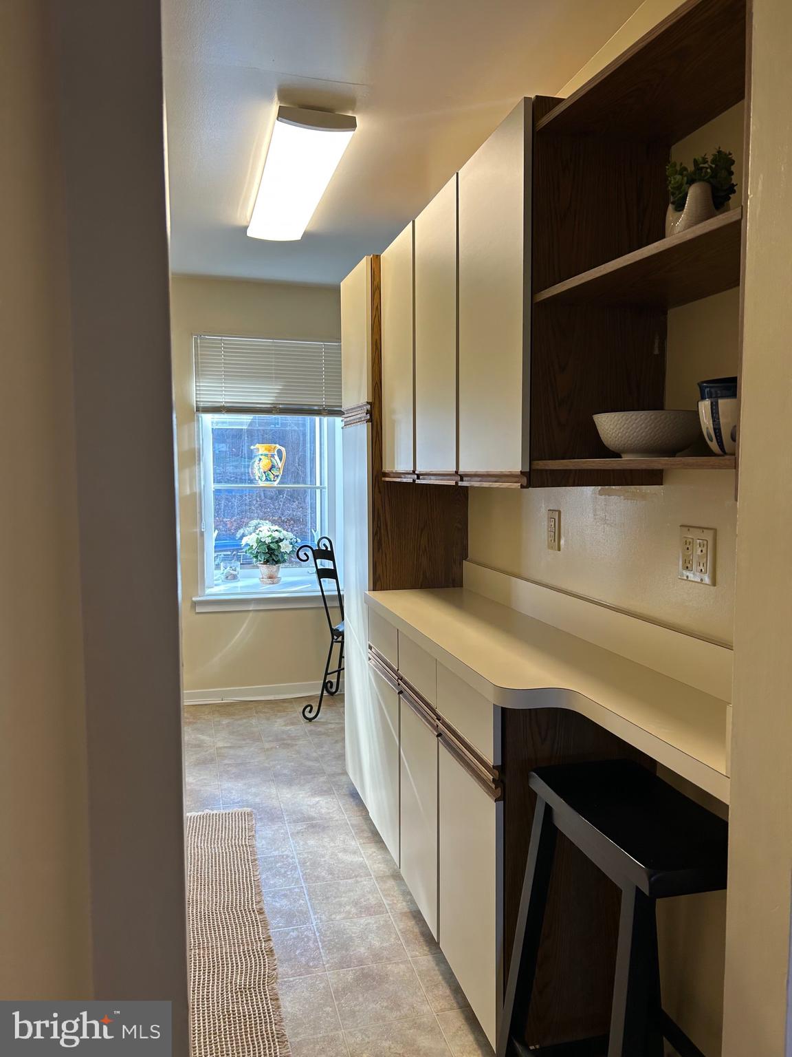 MAYFLOWER SQUARE - Residential