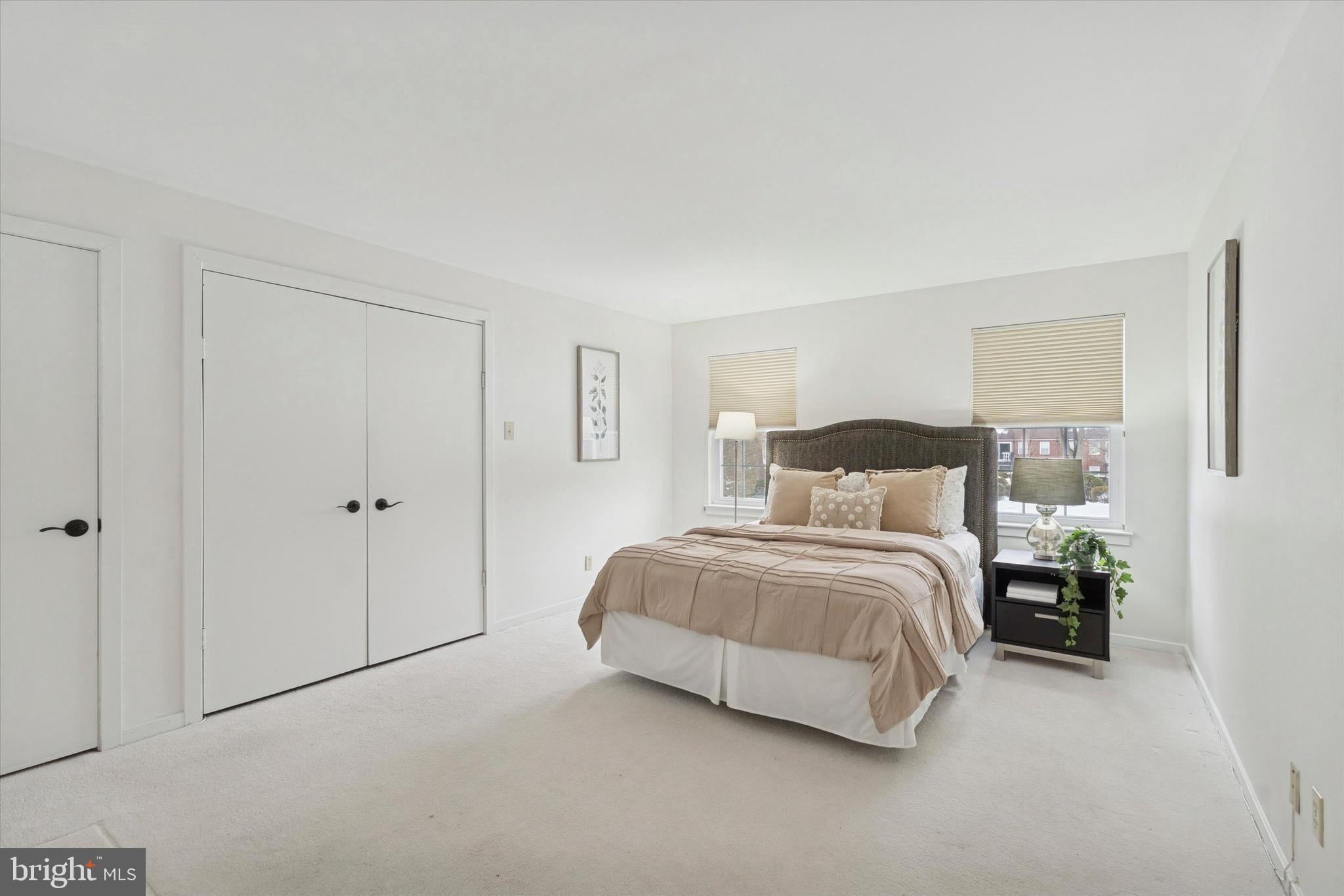 MAYFLOWER SQUARE - Residential