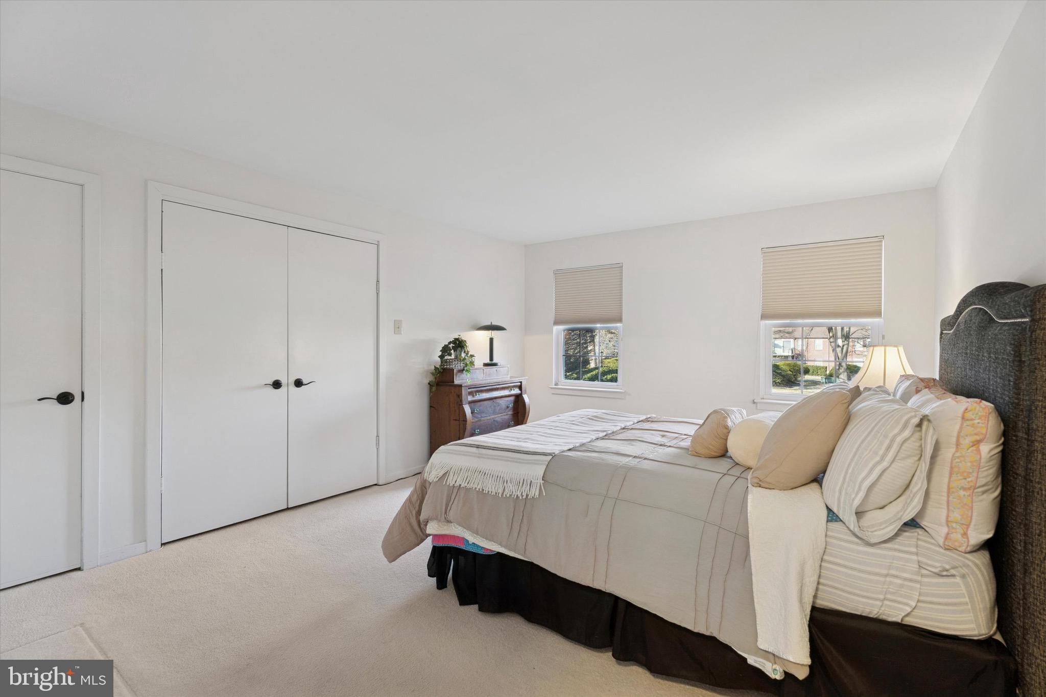 MAYFLOWER SQUARE - Residential