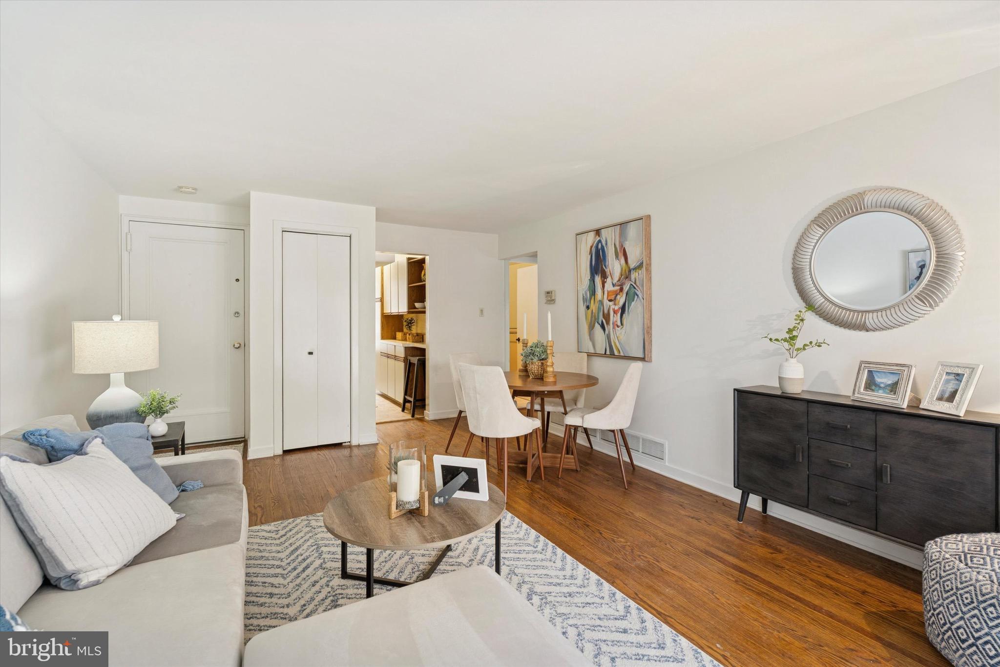 MAYFLOWER SQUARE - Residential