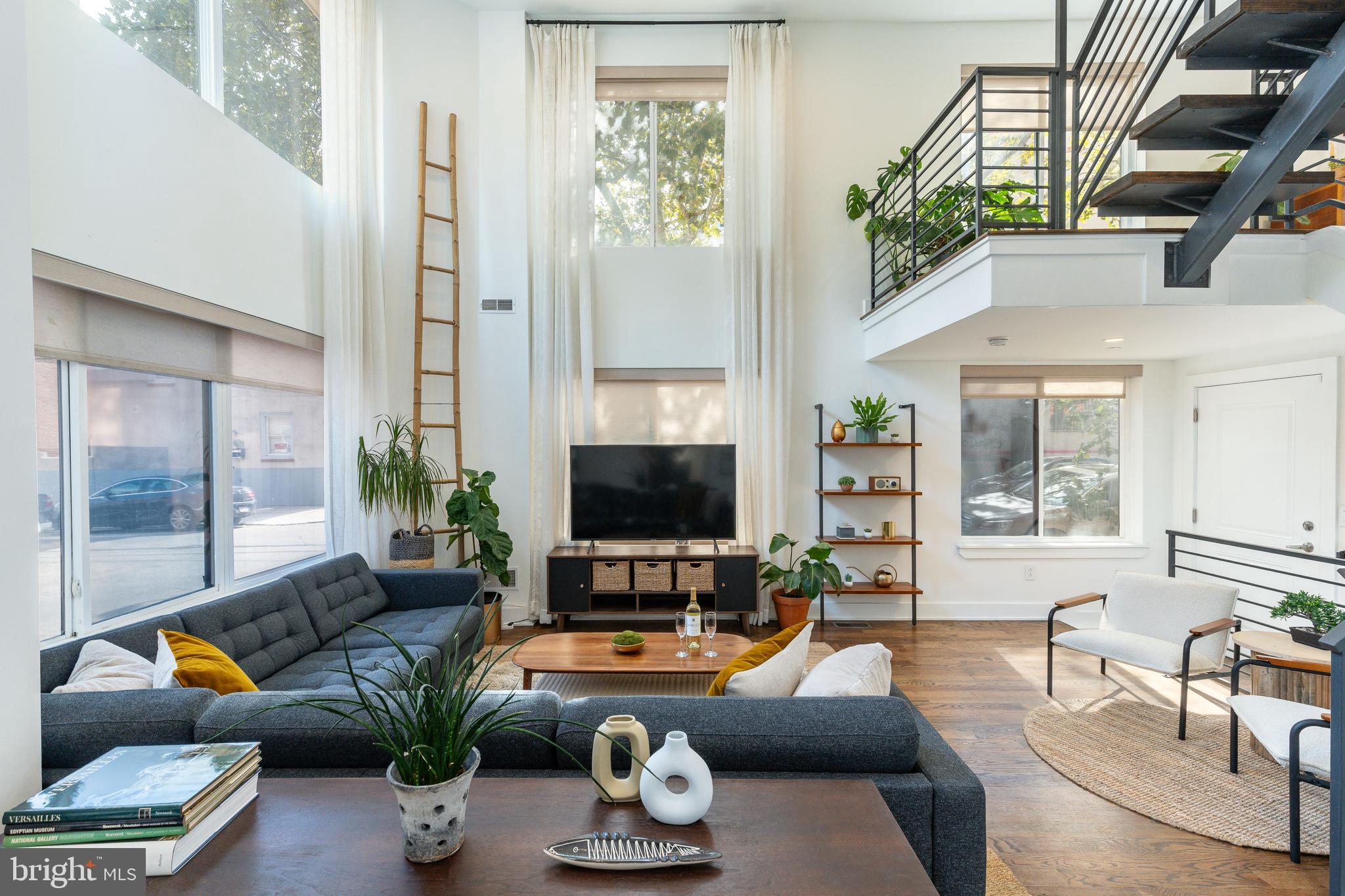 OLDE KENSINGTON - Residential