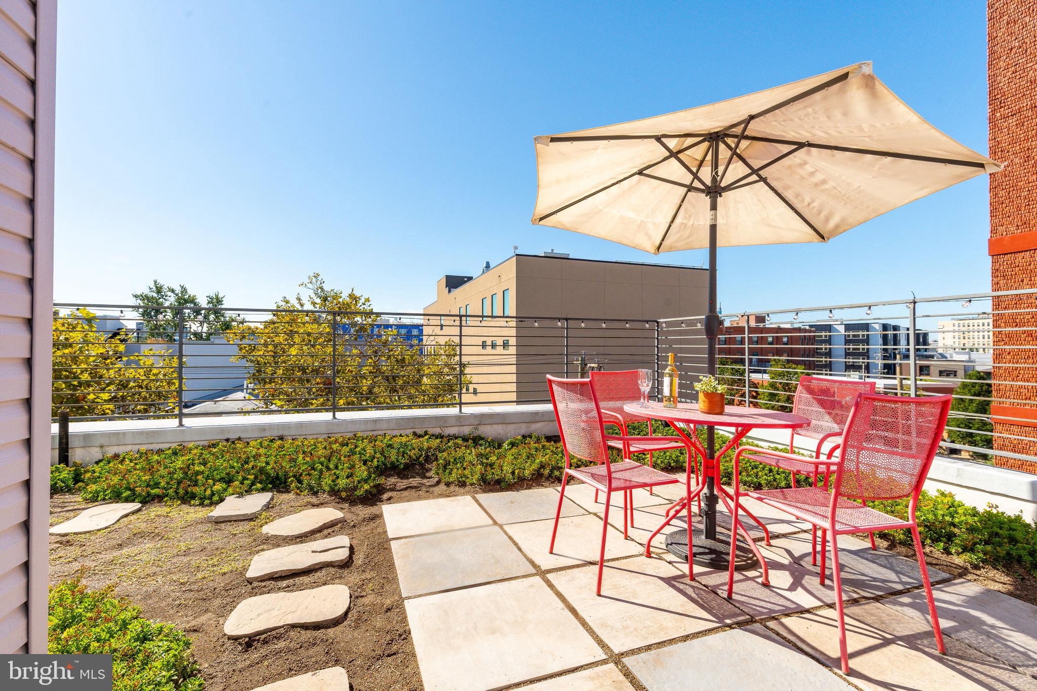 OLDE KENSINGTON - Residential