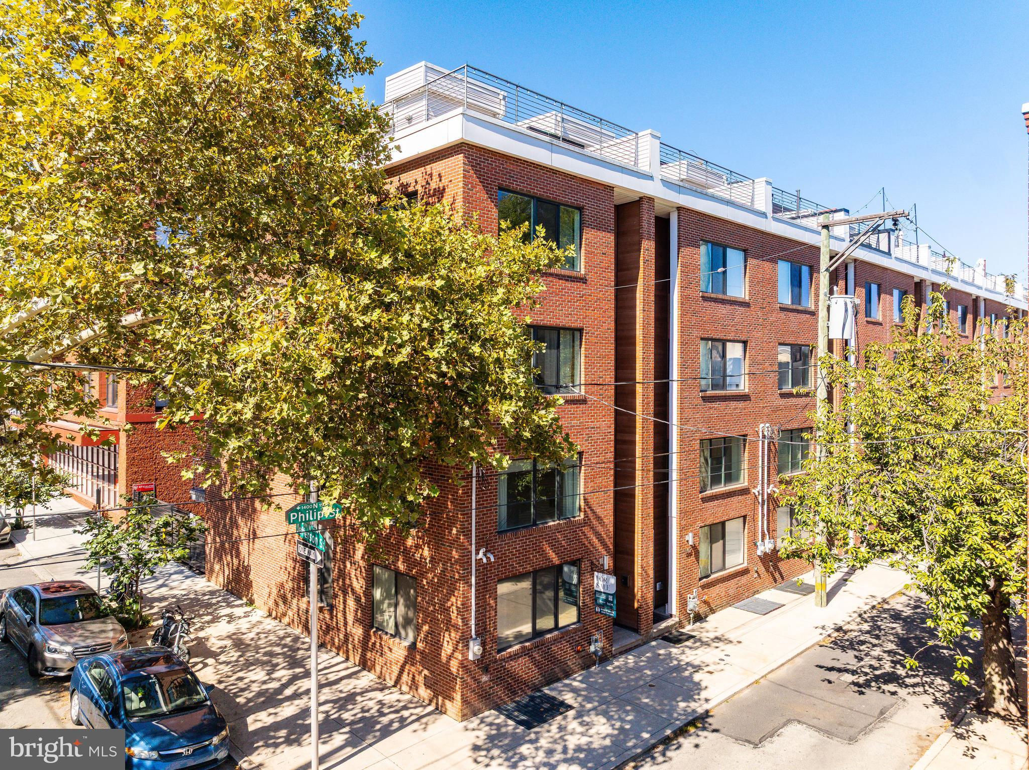 OLDE KENSINGTON - Residential