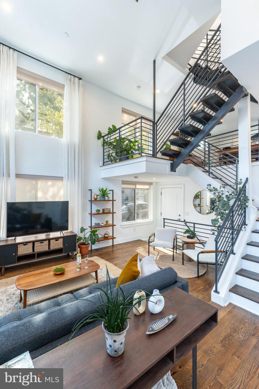 OLDE KENSINGTON - Residential