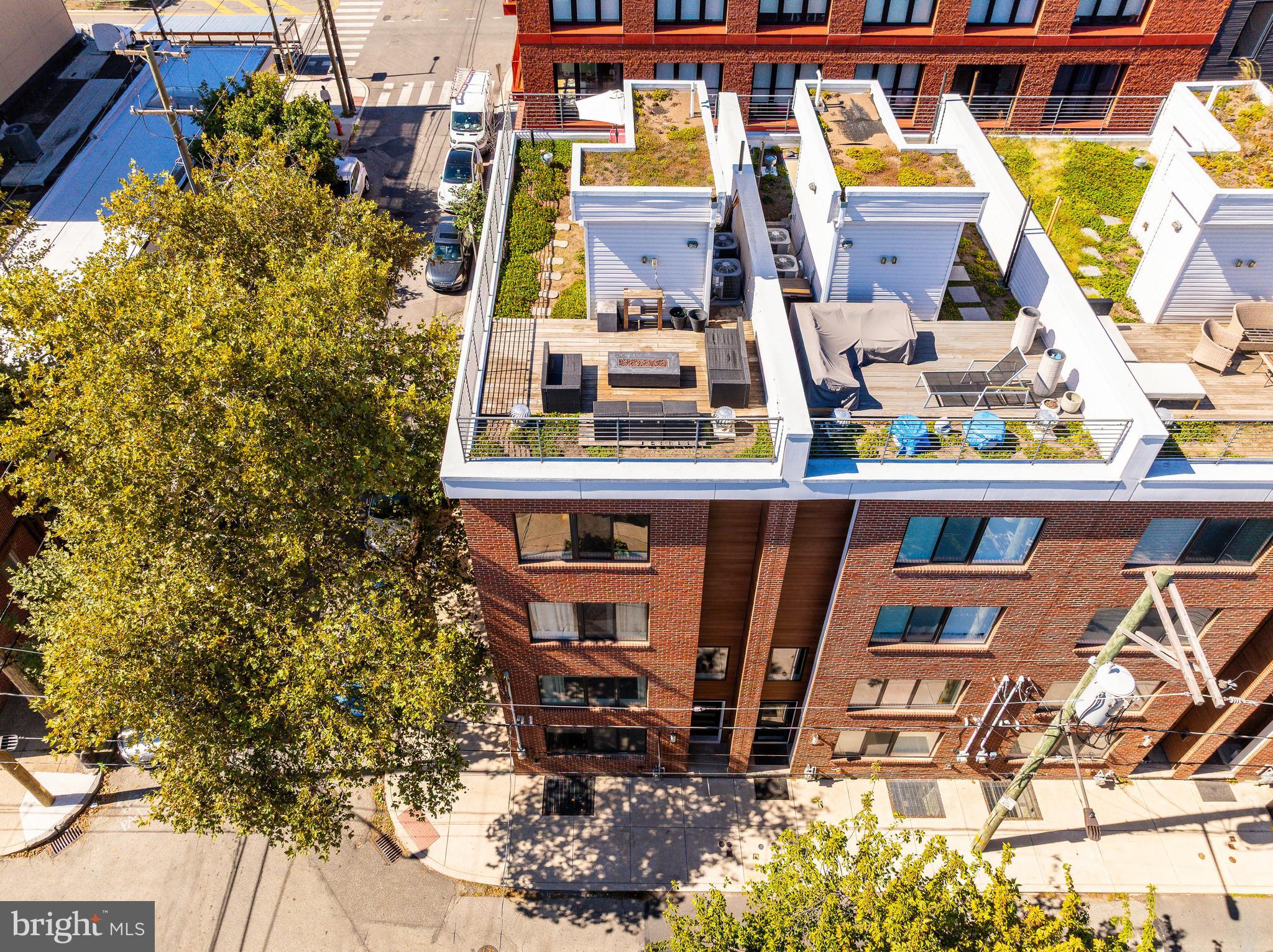 OLDE KENSINGTON - Residential