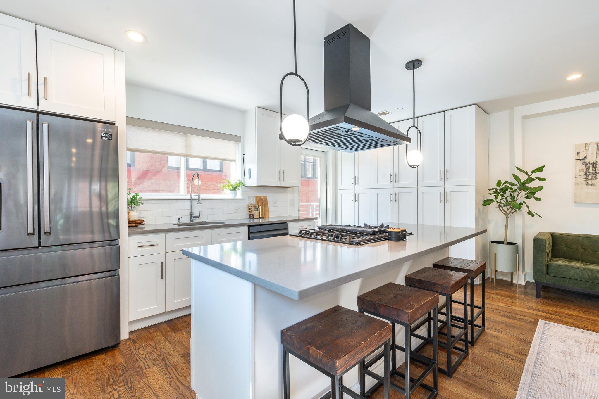 OLDE KENSINGTON - Residential