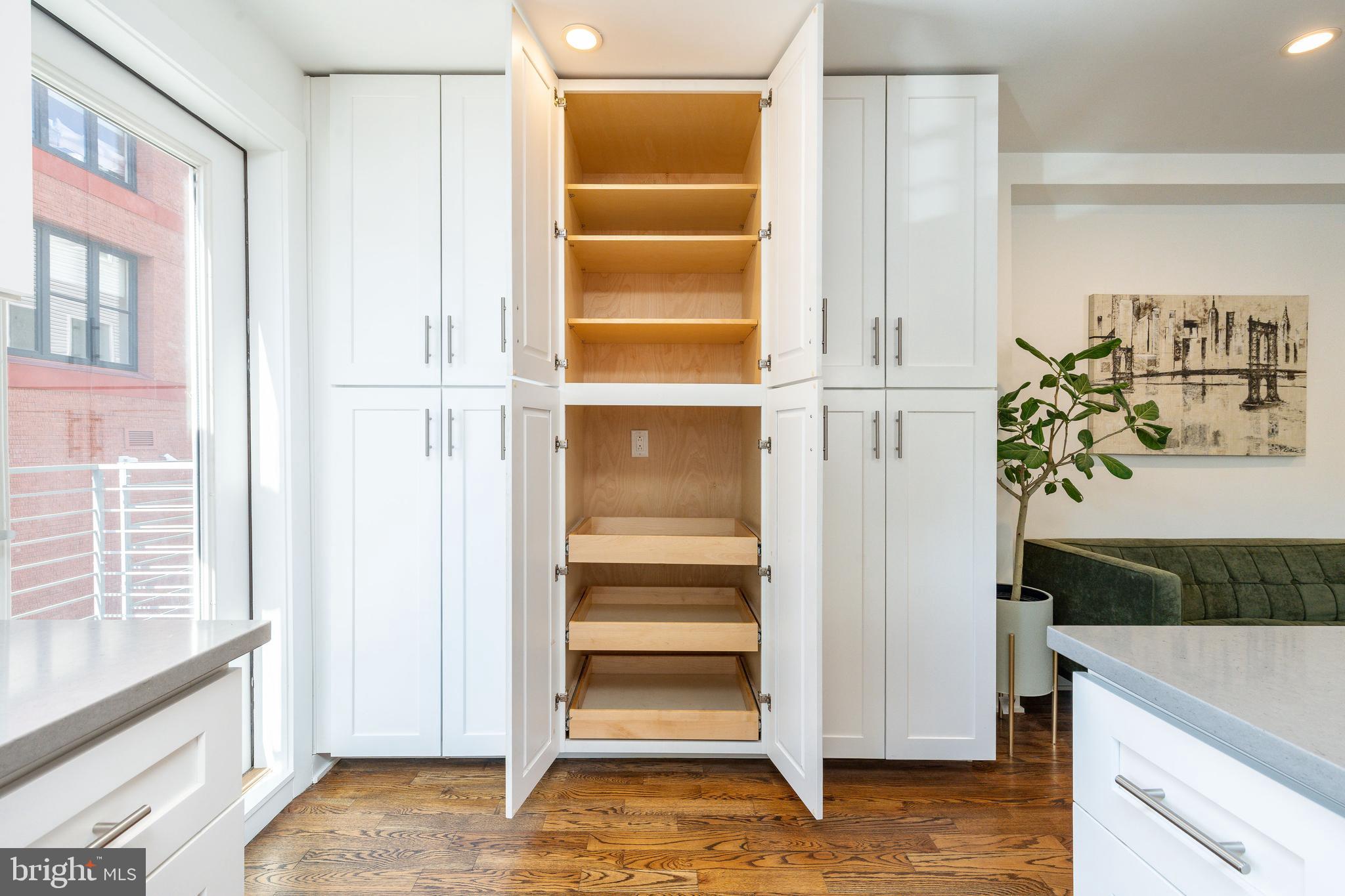 OLDE KENSINGTON - Residential