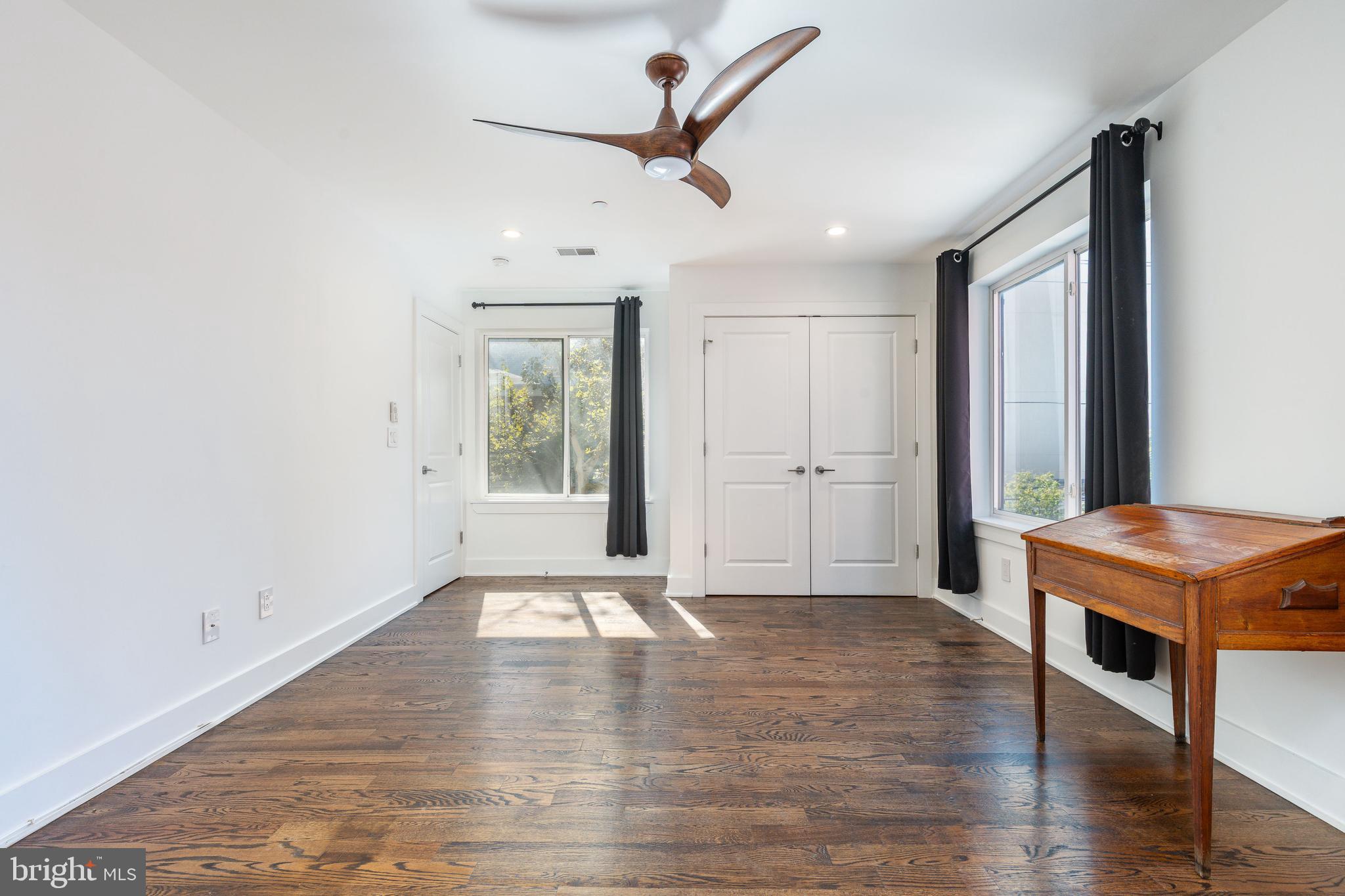 OLDE KENSINGTON - Residential