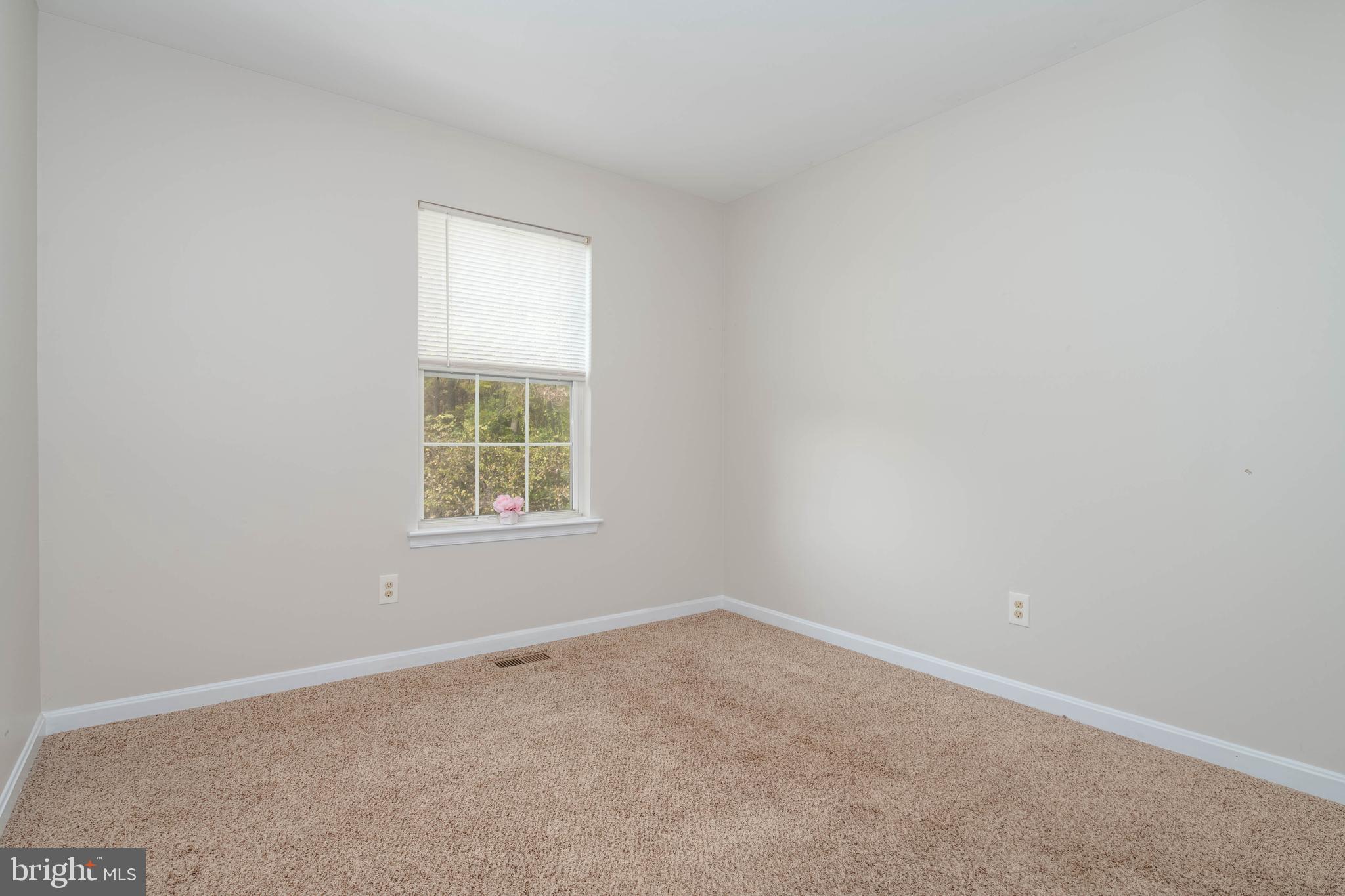 VILLAGE OF THOMAS RUN - Residential