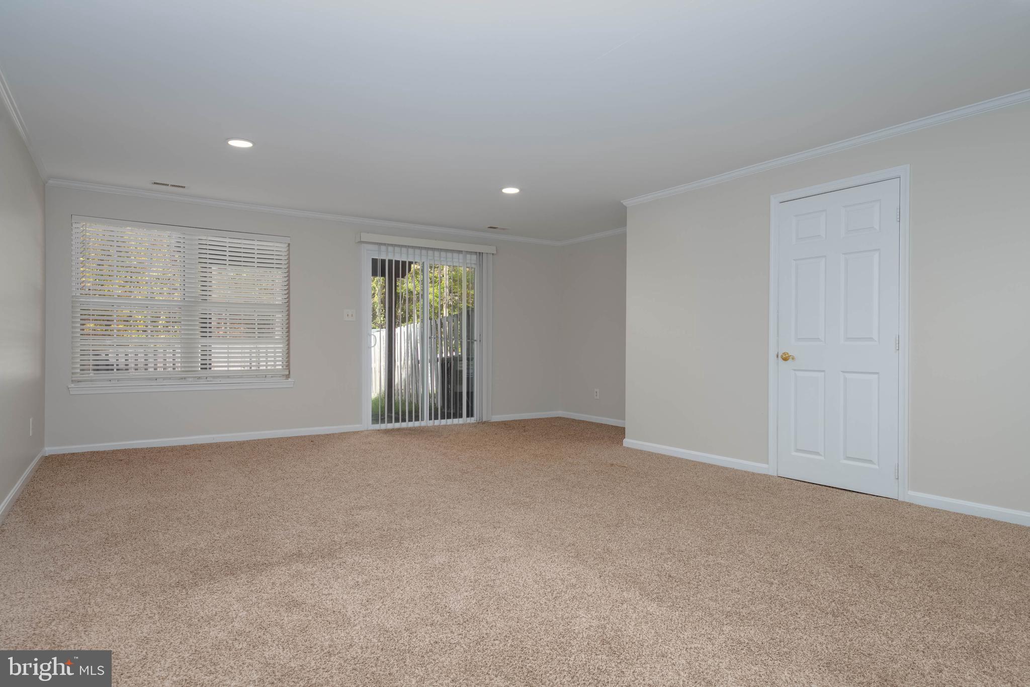 VILLAGE OF THOMAS RUN - Residential