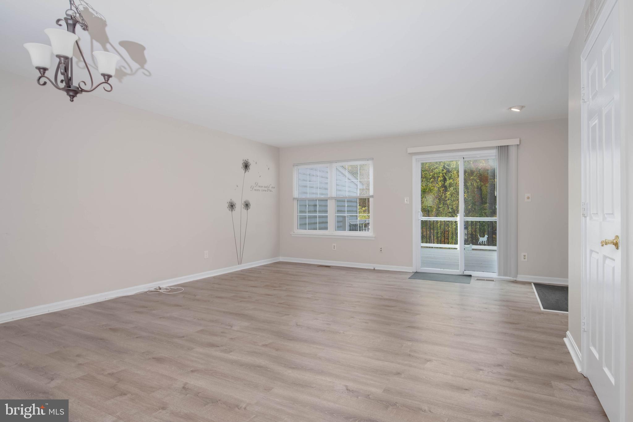 VILLAGE OF THOMAS RUN - Residential