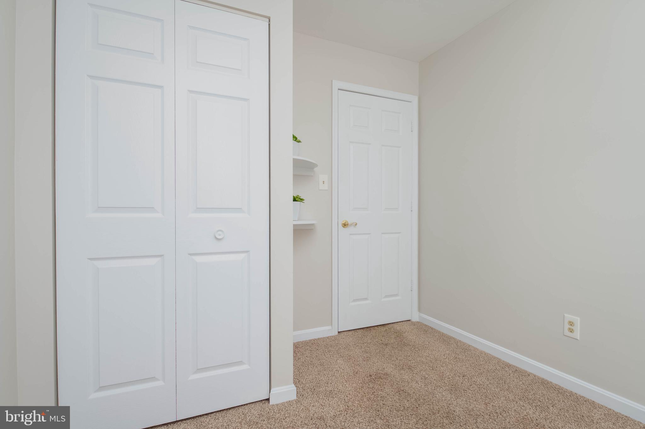 VILLAGE OF THOMAS RUN - Residential