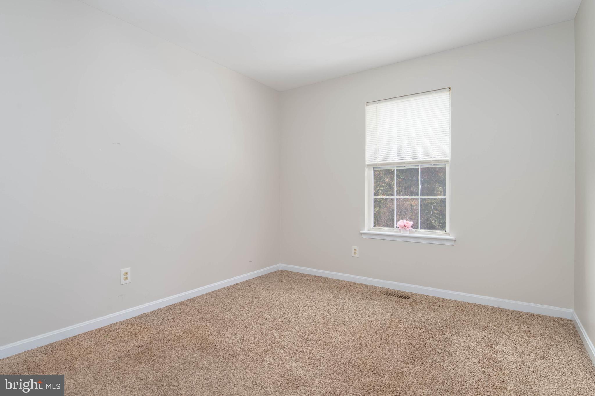 VILLAGE OF THOMAS RUN - Residential