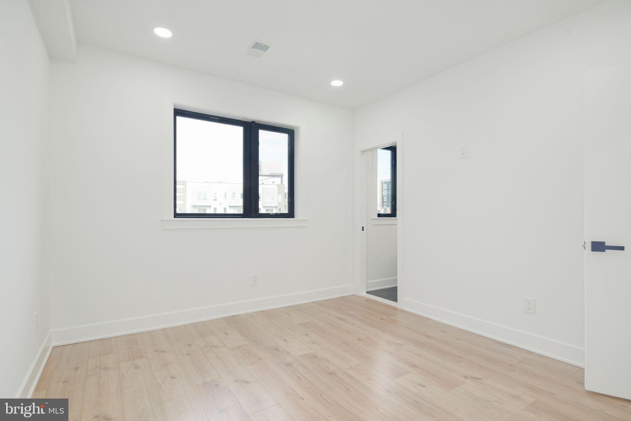 NORTHERN LIBERTIES - Residential Lease