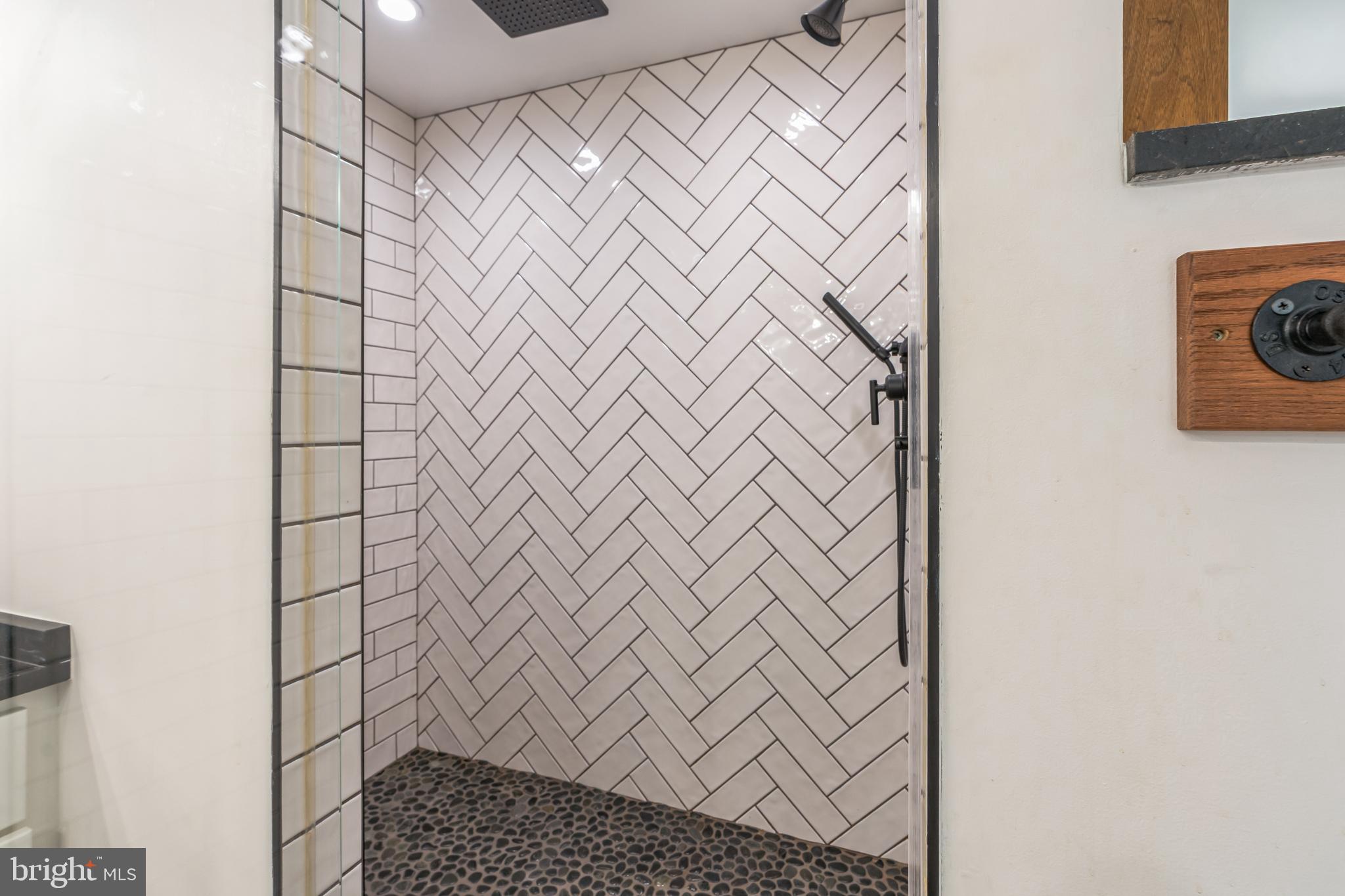 SHIPLEYS CHOICE - Residential