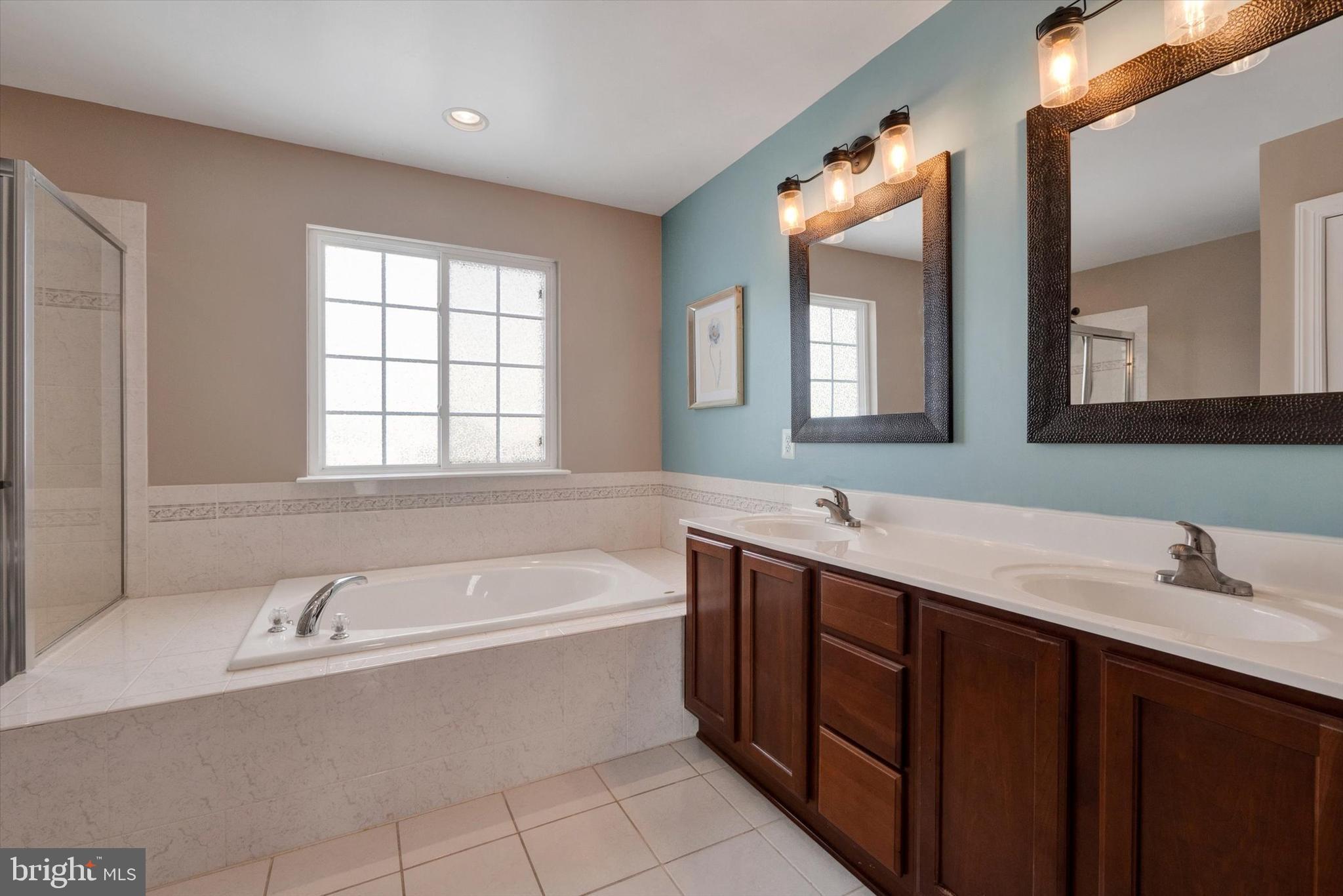 HAGERS CROSSING - Residential