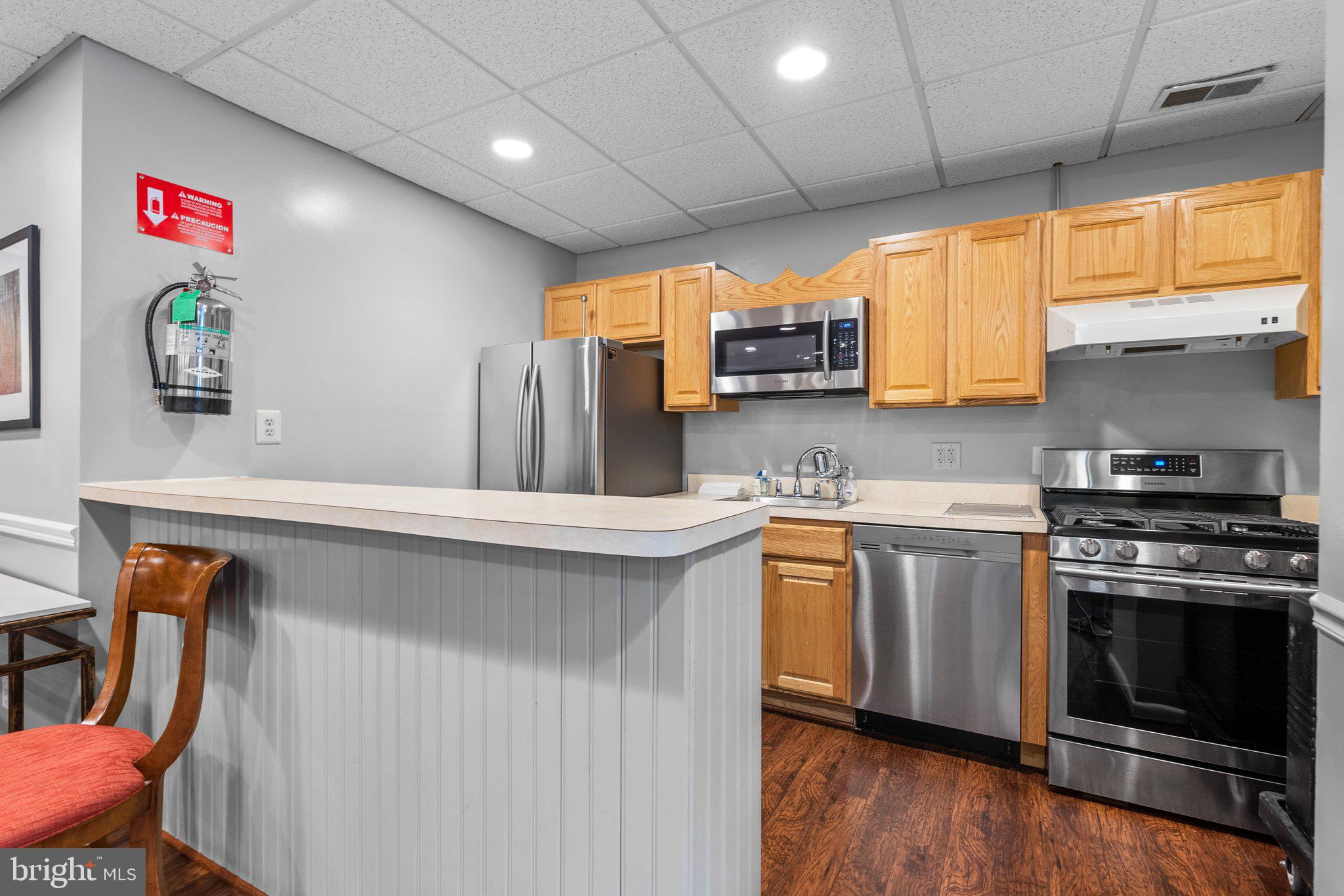 WHITEHALL - Residential