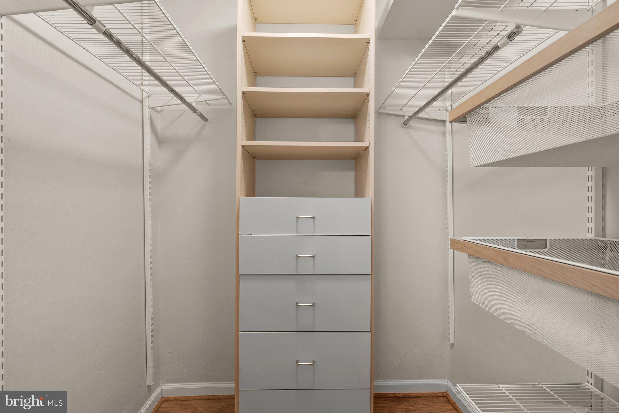 WHITEHALL - Residential