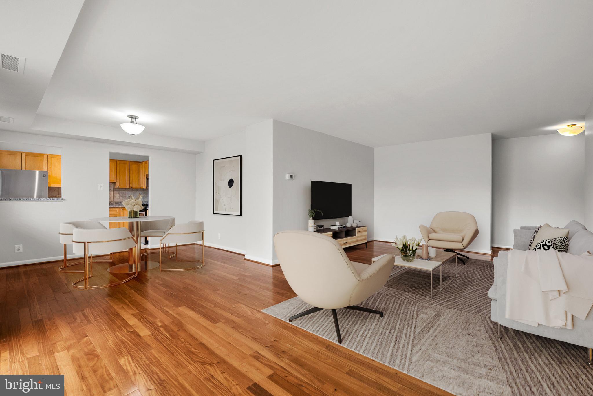 WHITEHALL - Residential