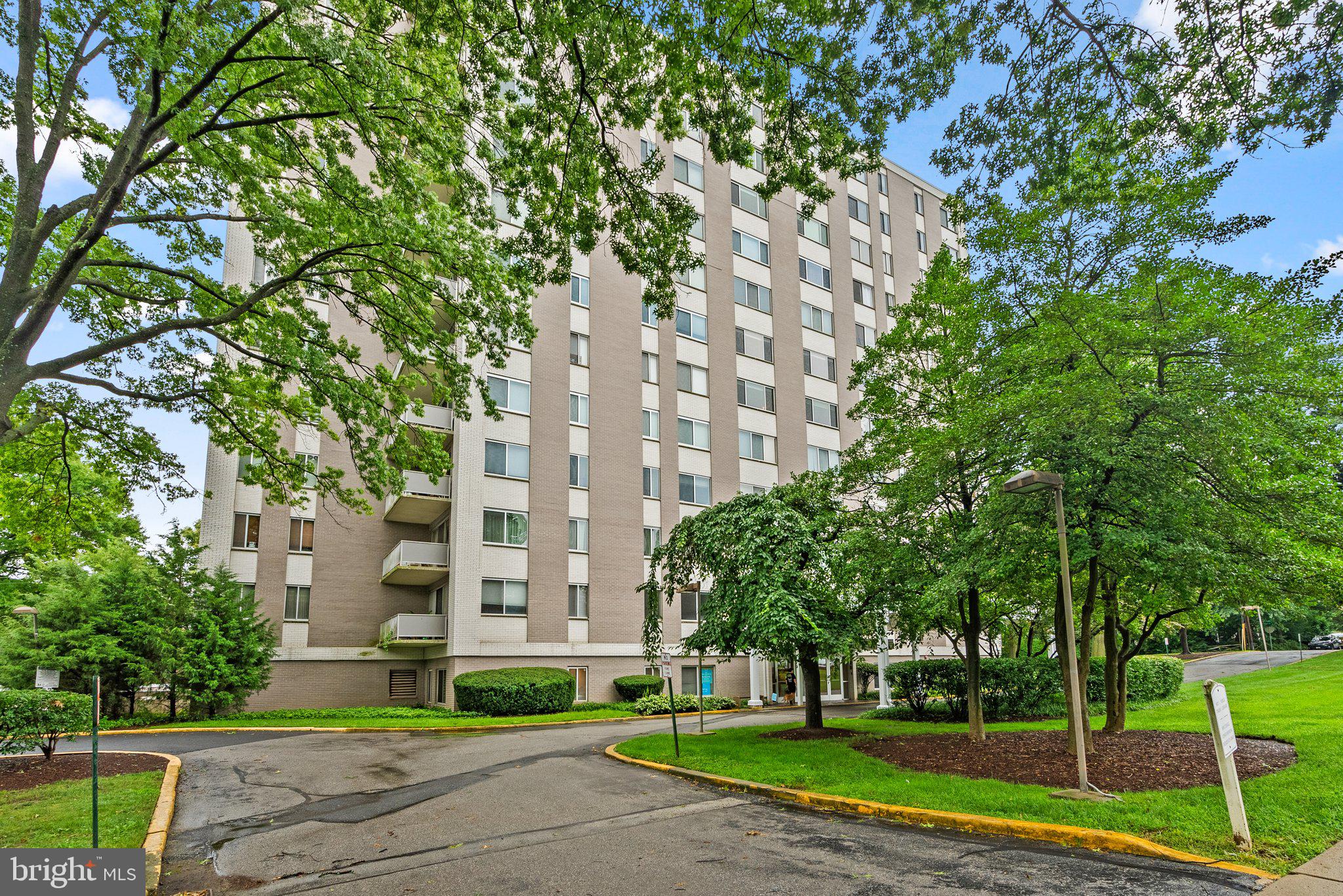 WHITEHALL - Residential