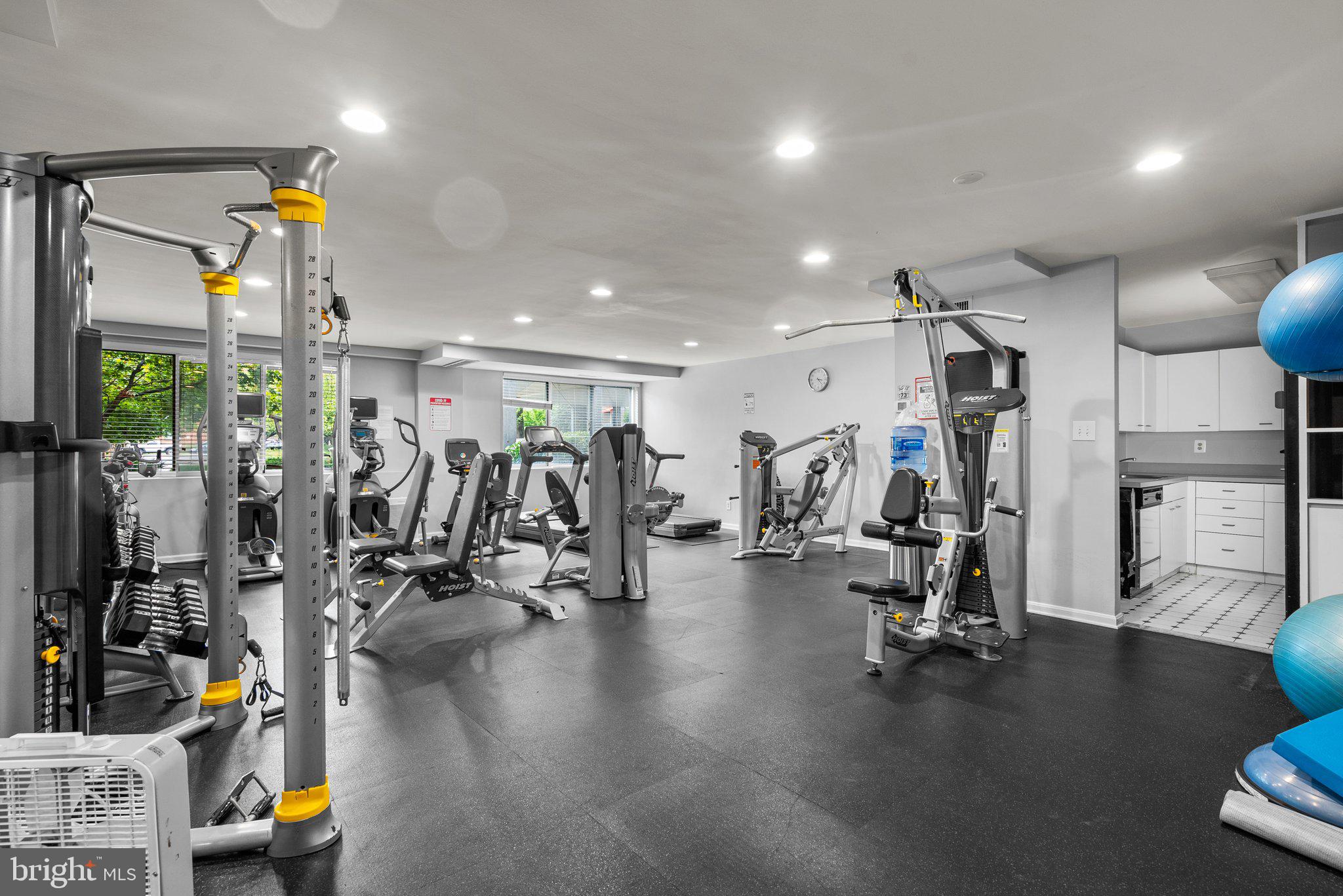 WHITEHALL - Residential