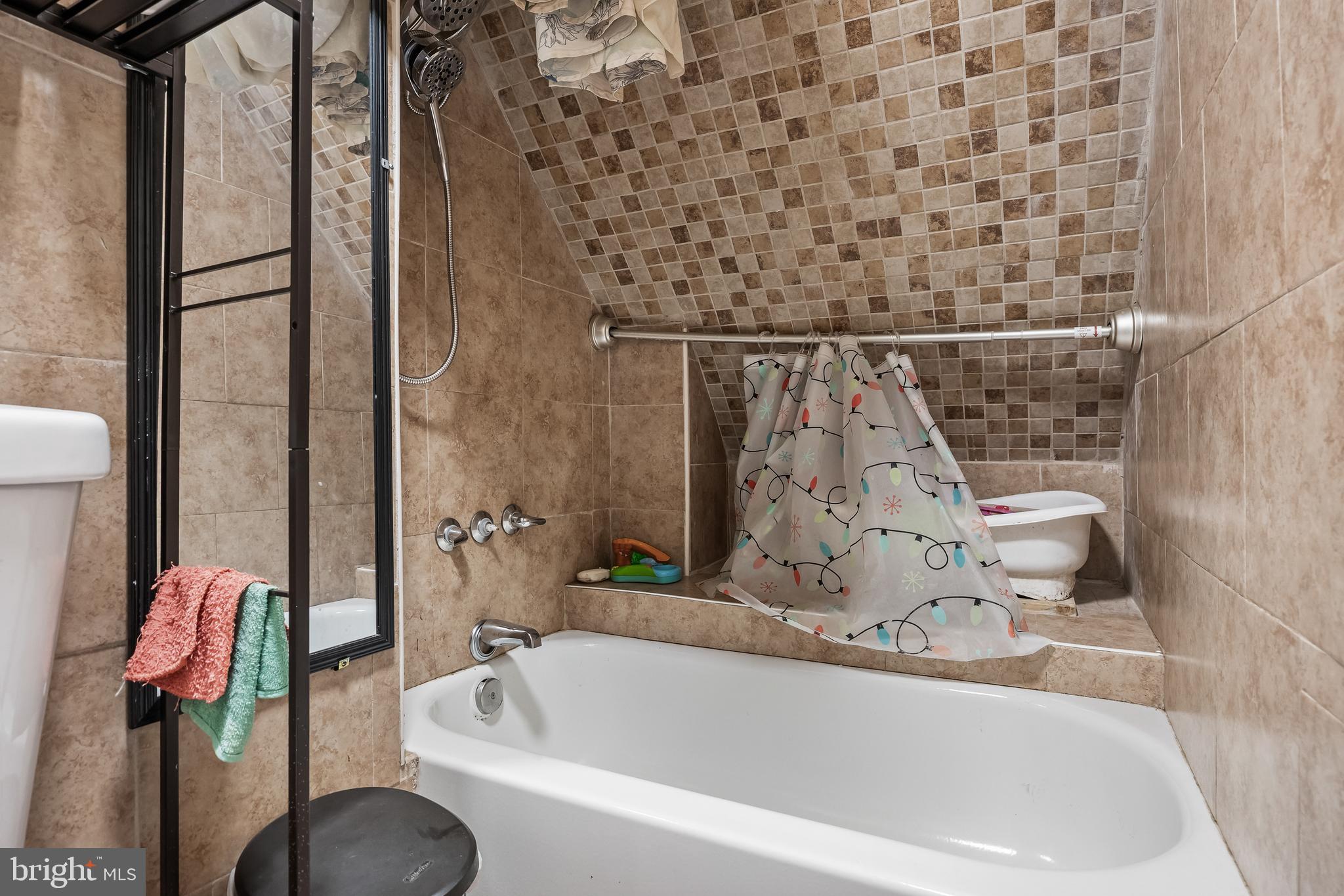 COLWICK - Residential