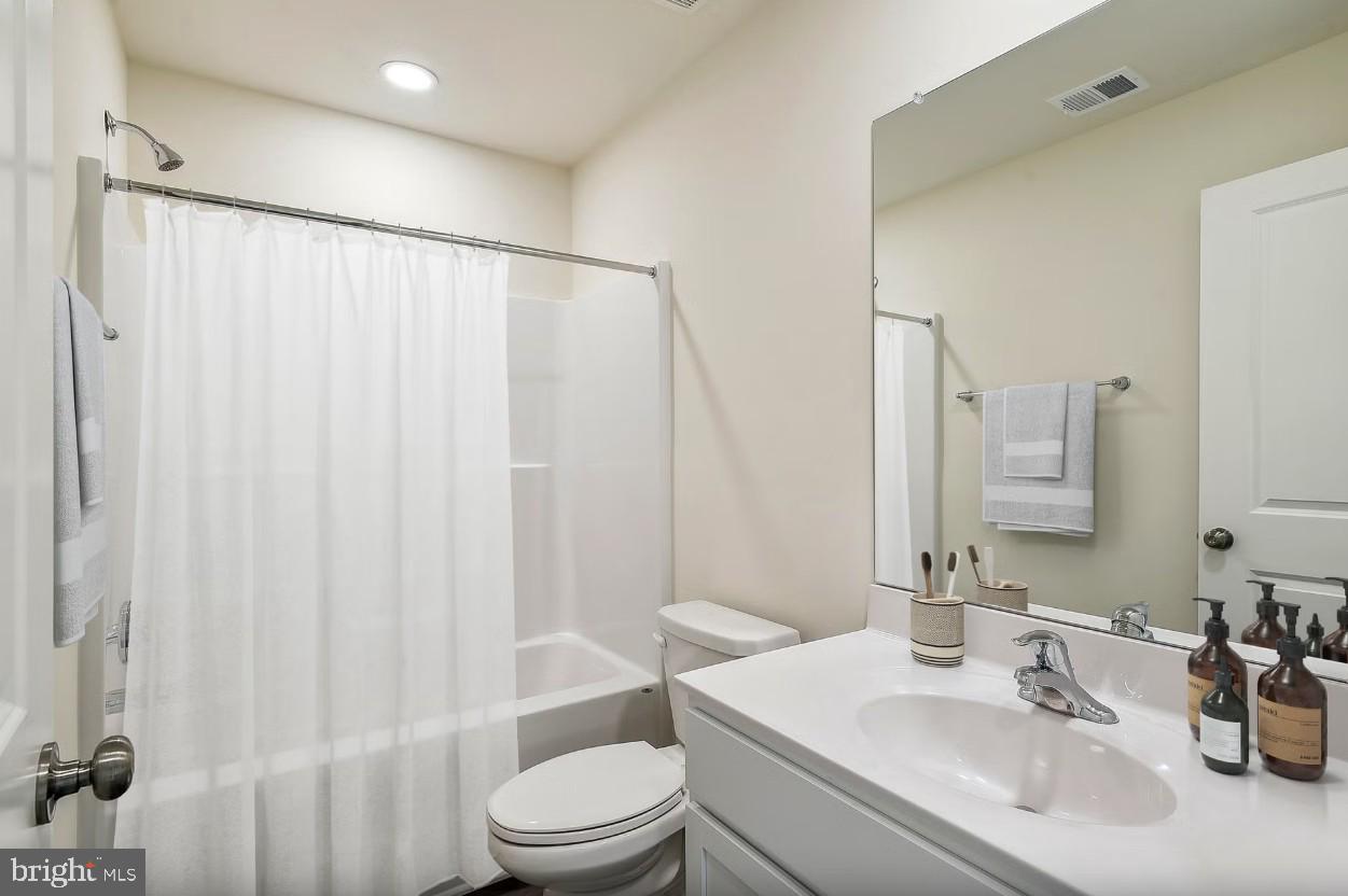 CHESAPEAKE HAVEN - Residential