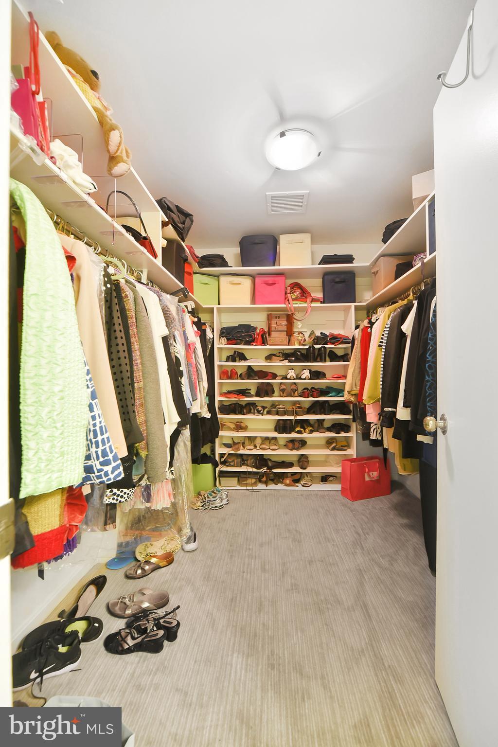 ONE SLADE - Residential