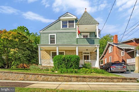3806 32ND STREET MOUNT RAINIER MD 20712