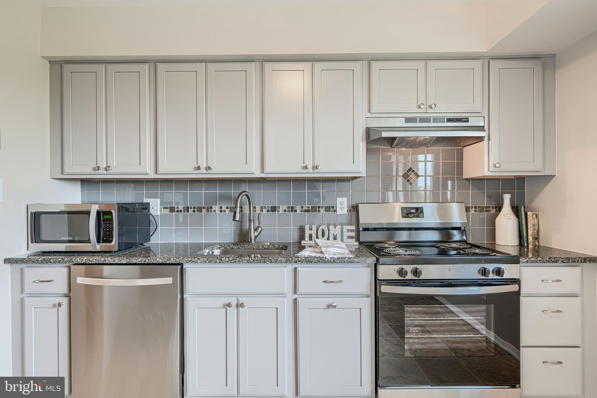 KENWOOD GARDENS - Residential