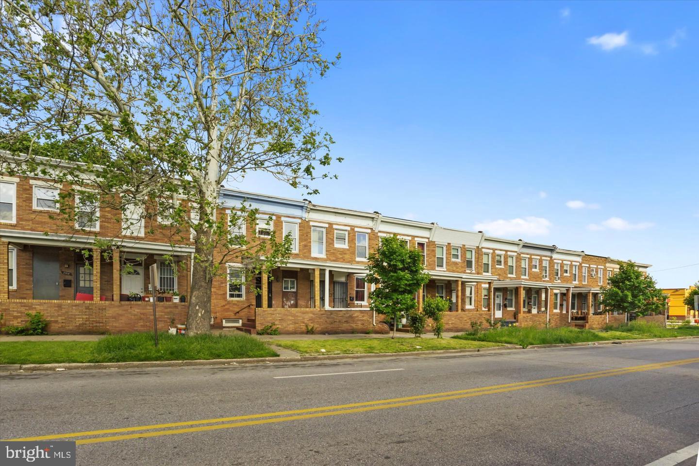 HIGHLANDTOWN - Residential Lease