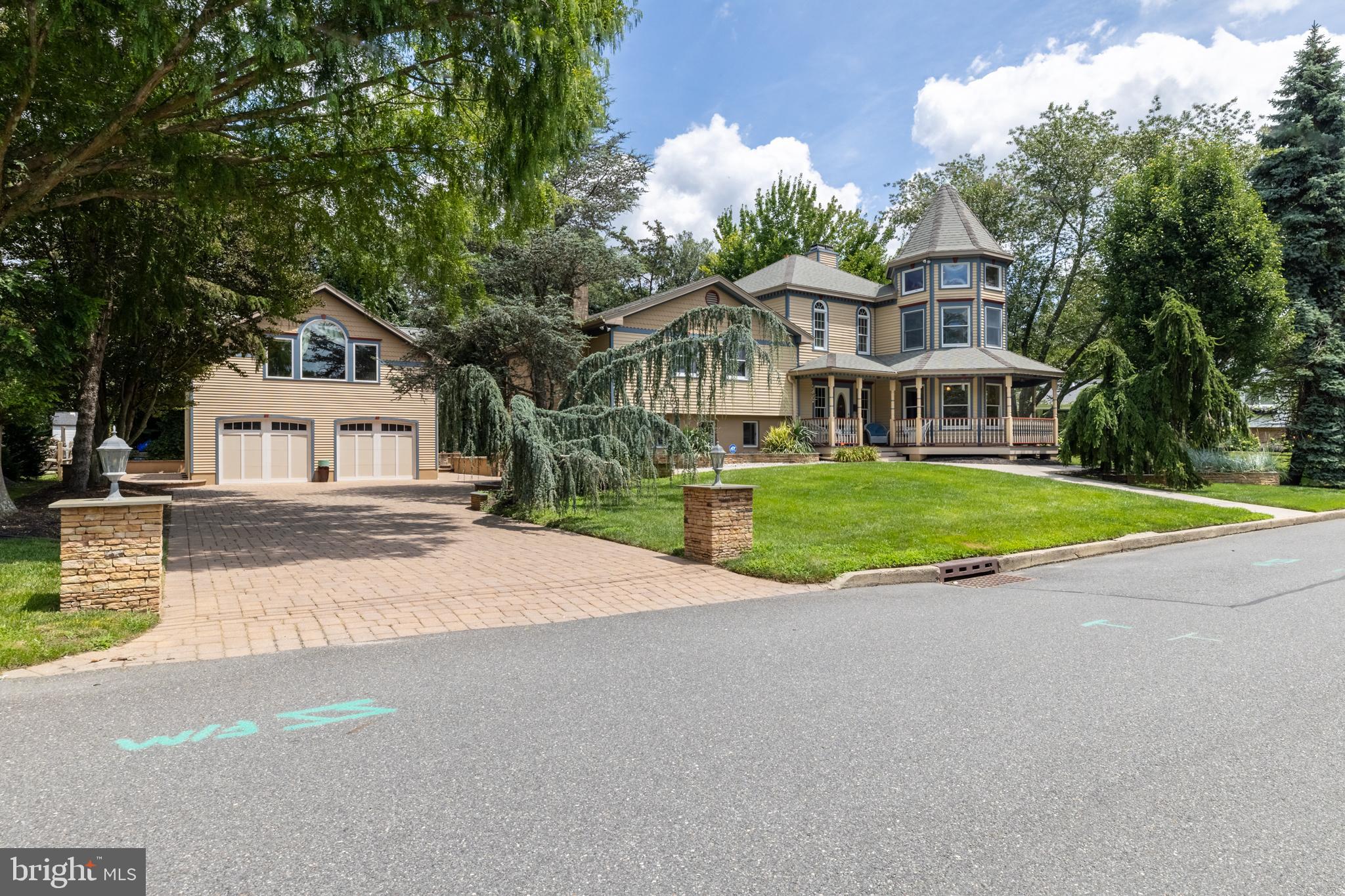 110 E PATCONG AVENUE