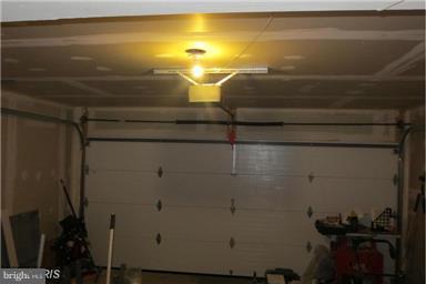 BLOOMS CROSSING - Residential