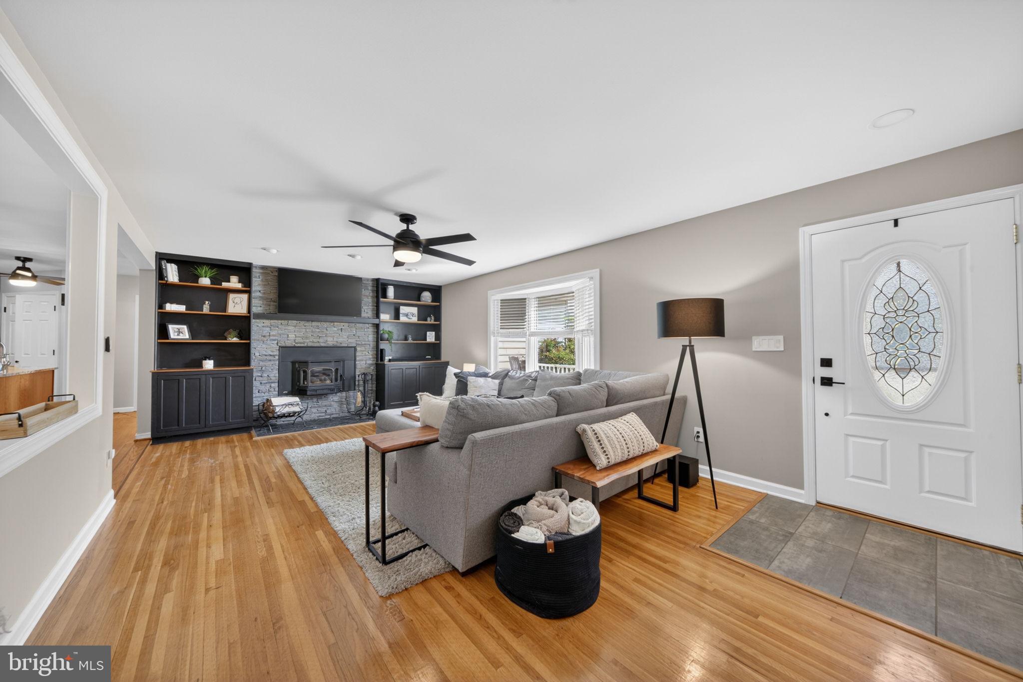 HAMPSTEAD - Residential