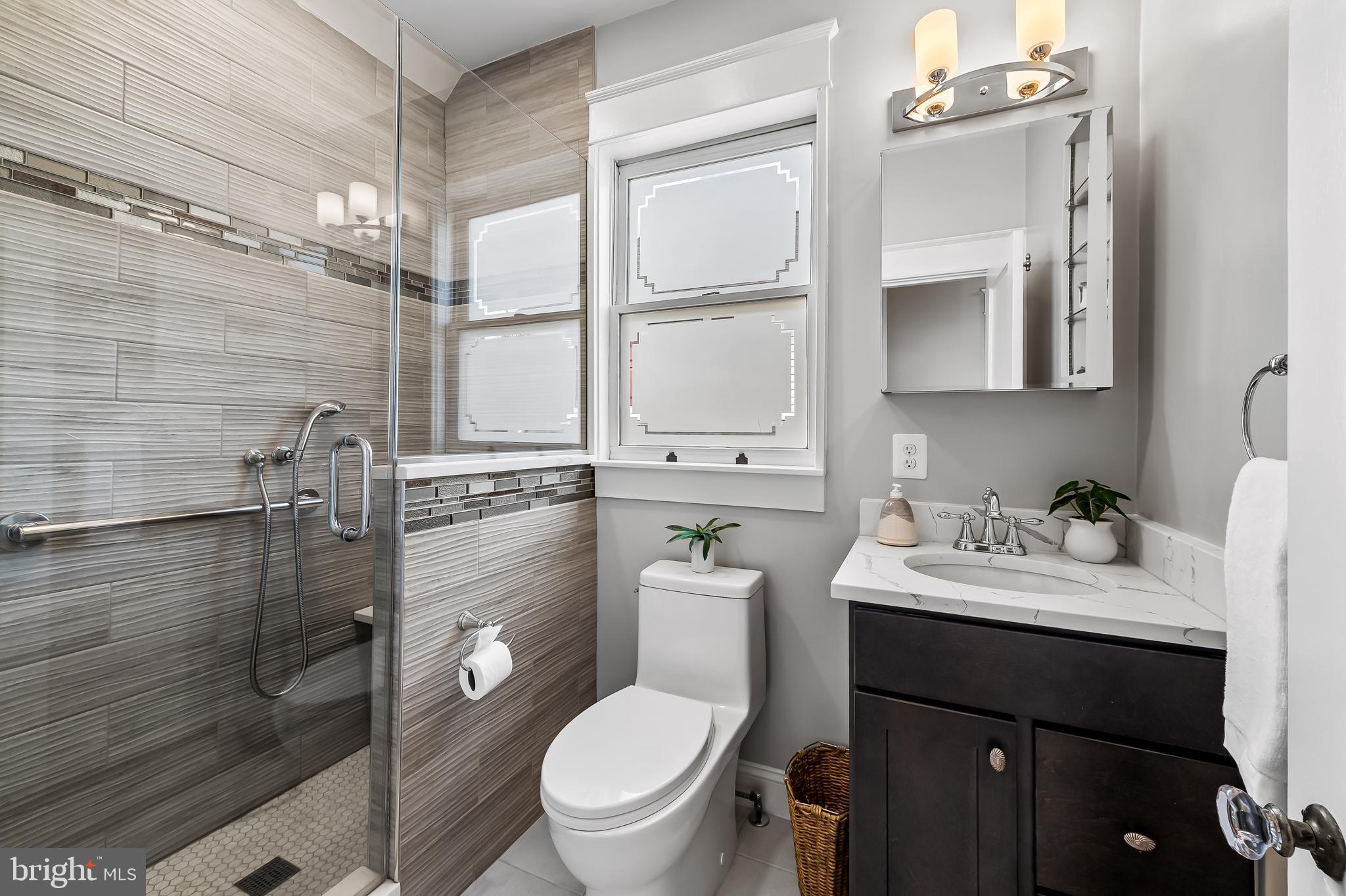 ROLAND PARK - Residential