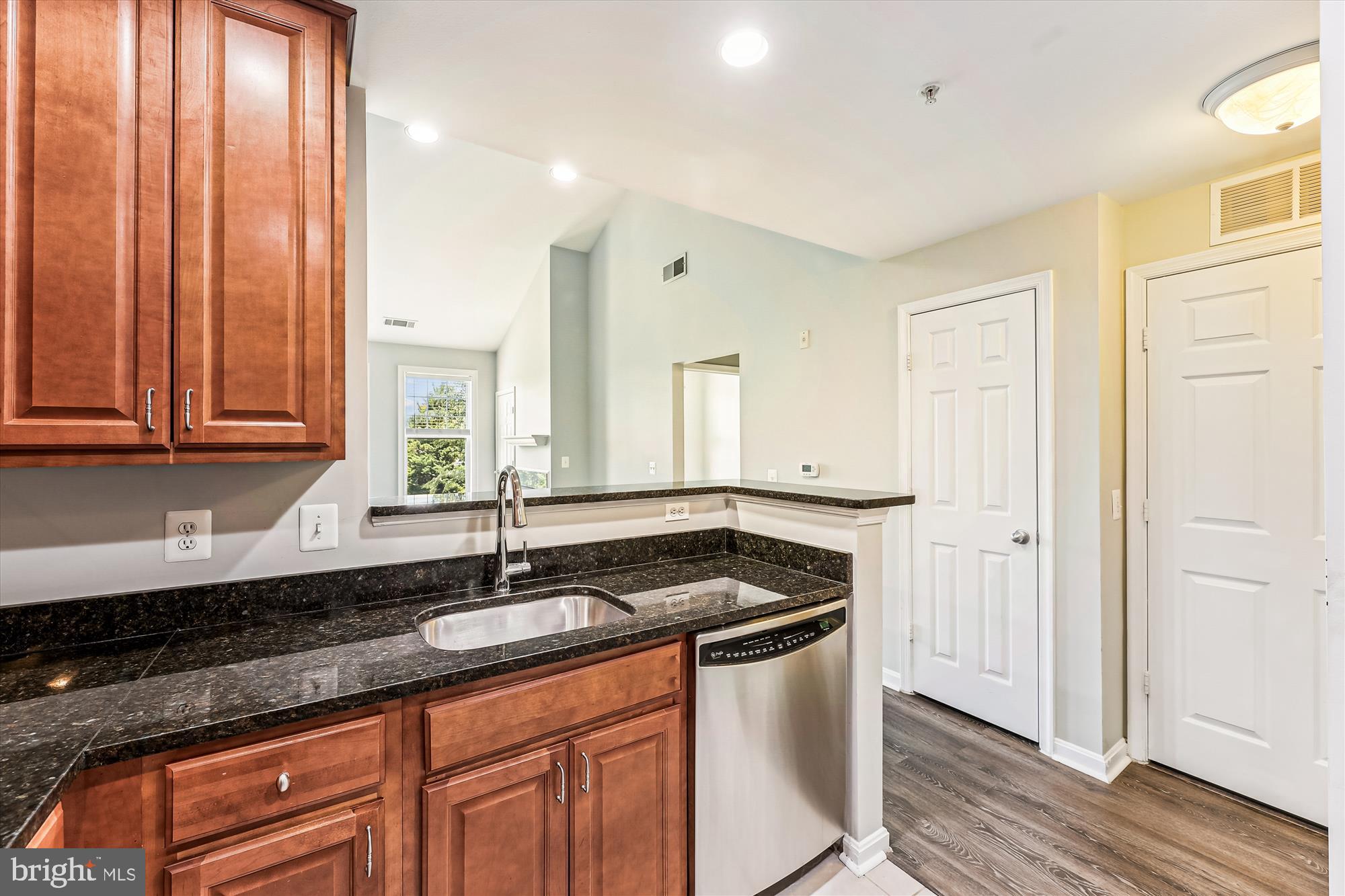 3851 ARISTOTLE COURT 1-412