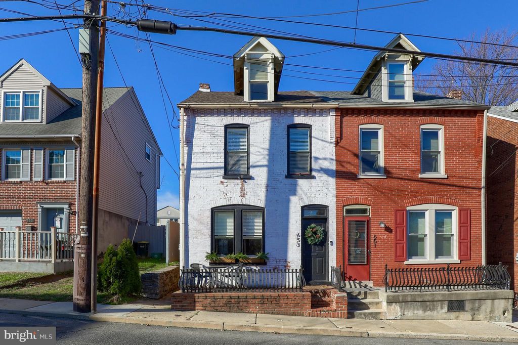 Photo of 653 W Vine Street, Lancaster, PA 17603 (MLS # PALA2044666)