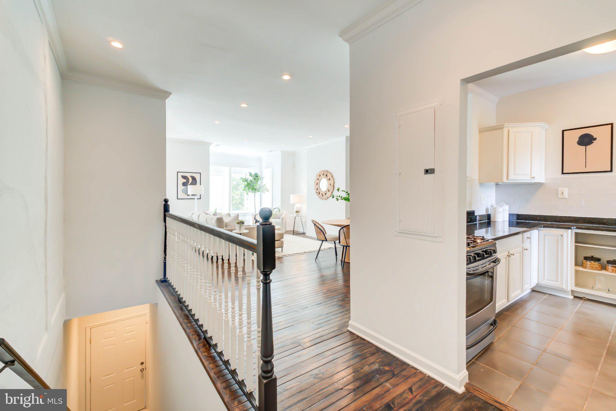 822 7TH STREET NE 2